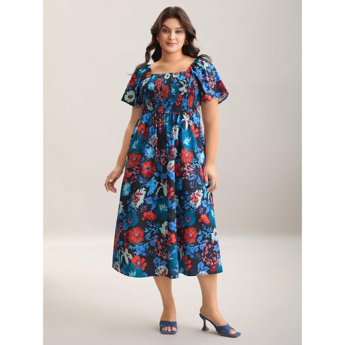 Plus Size Floral Shirred Square Neck Pocket Midi Dress Indigo Women Romantic Non Square Neck Short sleeve Curvy Midi Dress BloomChic 14-16/1X Product Image
