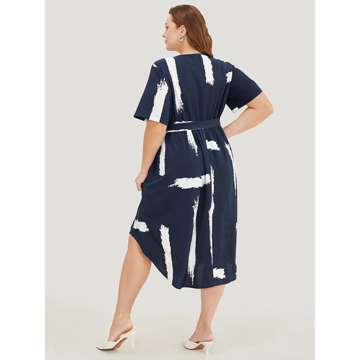 Plus Size Brush Print Half Zipper Pocket Belt Curved Hem Dress Indigo Women Elegant Gathered V-neck Short sleeve Curvy Midi Dress BloomChic 14-16/1X Product Image
