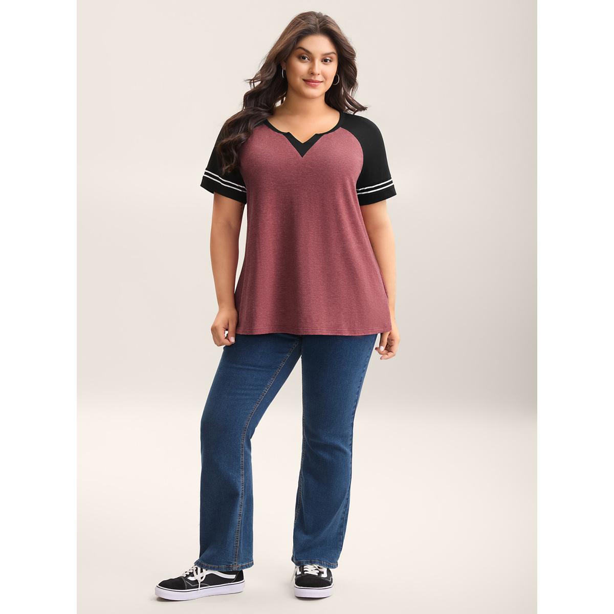 Plus Size Color Contrast Split Neck Everyday T-Shirt Scarlet Women Casual Contrast Notched collar Everyday-Casual T-shirts BloomChic 14-16/1X Product Image