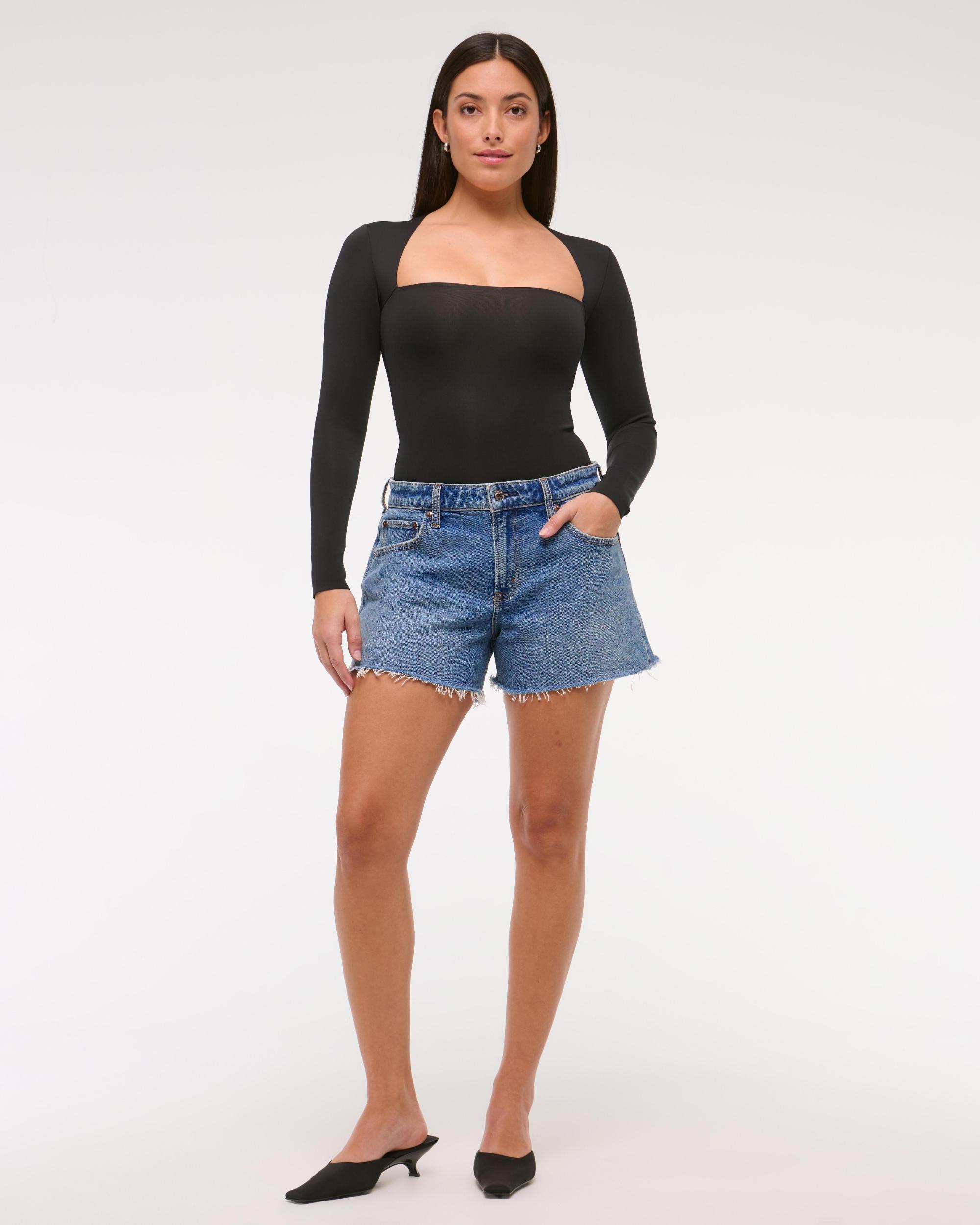 Curve Love Mid Rise A-Line Short Product Image