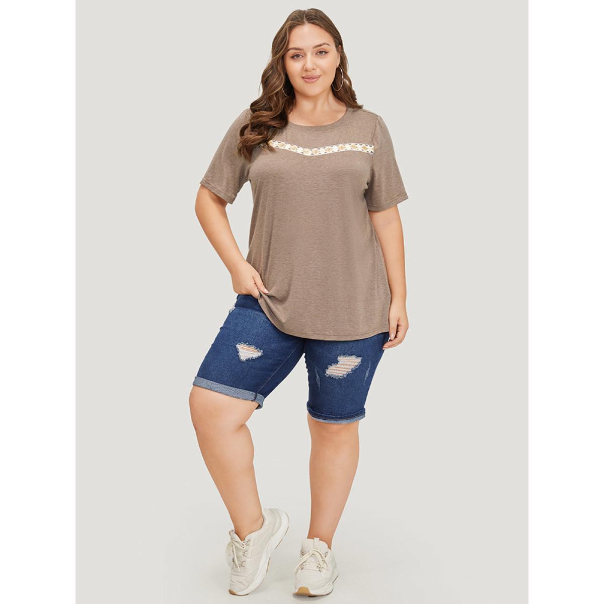 Plus Size Lace Panel Contrast Round Neck T-shirt DarkBrown Women Casual Heather Plain Round Neck Dailywear T-shirts BloomChic 18-20/2X Product Image