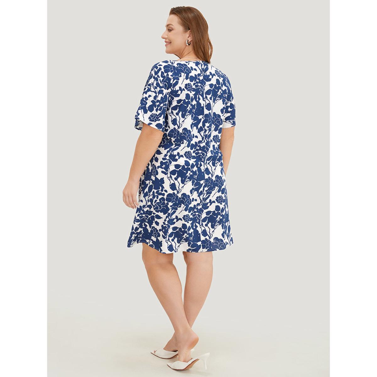 Plus Size Floral Print Batwing Sleeve Pocket Knot Side Dress Blue Women Elegant Knotted Round Neck Half Sleeve Curvy Short Dress BloomChic 14-16/1X Product Image