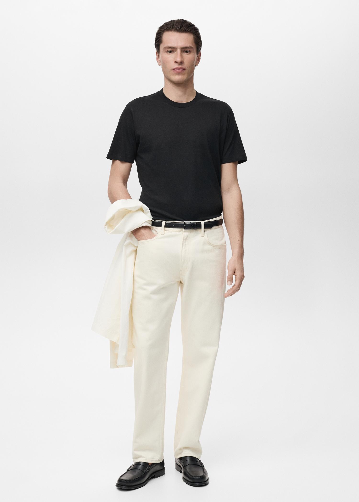 100% cotton slim-fit t-shirt - Men | MANGO USA Product Image