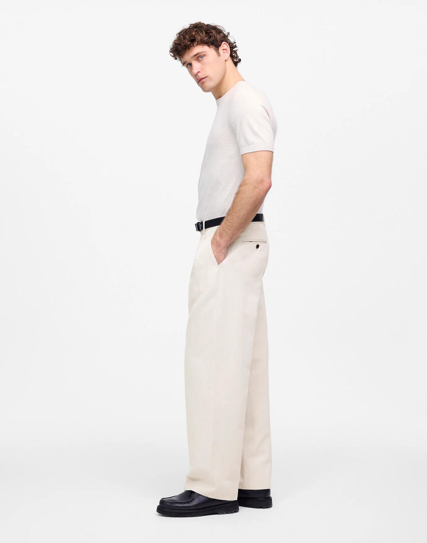 Double-Pleated Trouser in Cotton-Linen Blend Product Image