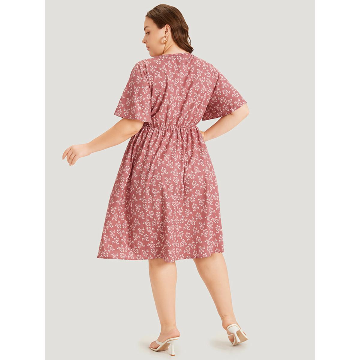 Plus Size Ditsy Floral Pocket Crossover Elastic Waist Dress DustyPink Women Elegant Printed Round Neck Short sleeve Curvy Midi Dress BloomChic 10/M Product Image