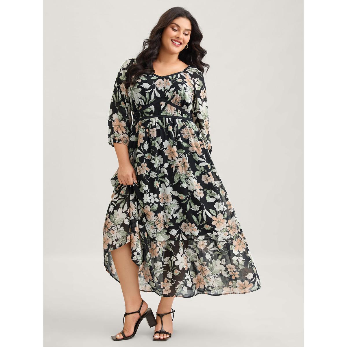 Plus Size Floral Heart Neckline Woven Ribbon Gathered Dress Black Women Timeless Woven ribbon&lace trim Heart neckline Elbow-length sleeve Curvy BloomChic 12/L Product Image