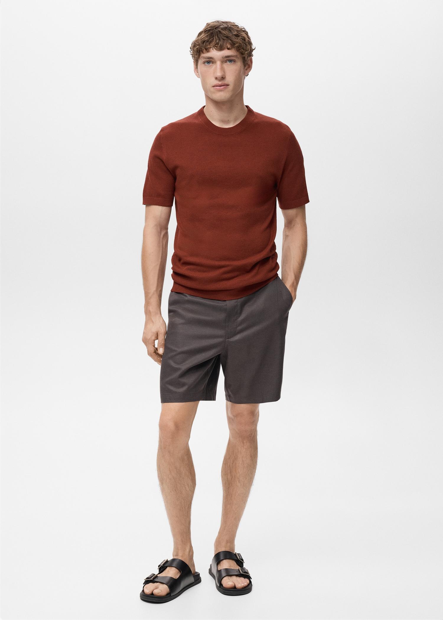 Cotton fine-knit t-shirt - Men | MANGO USA Product Image