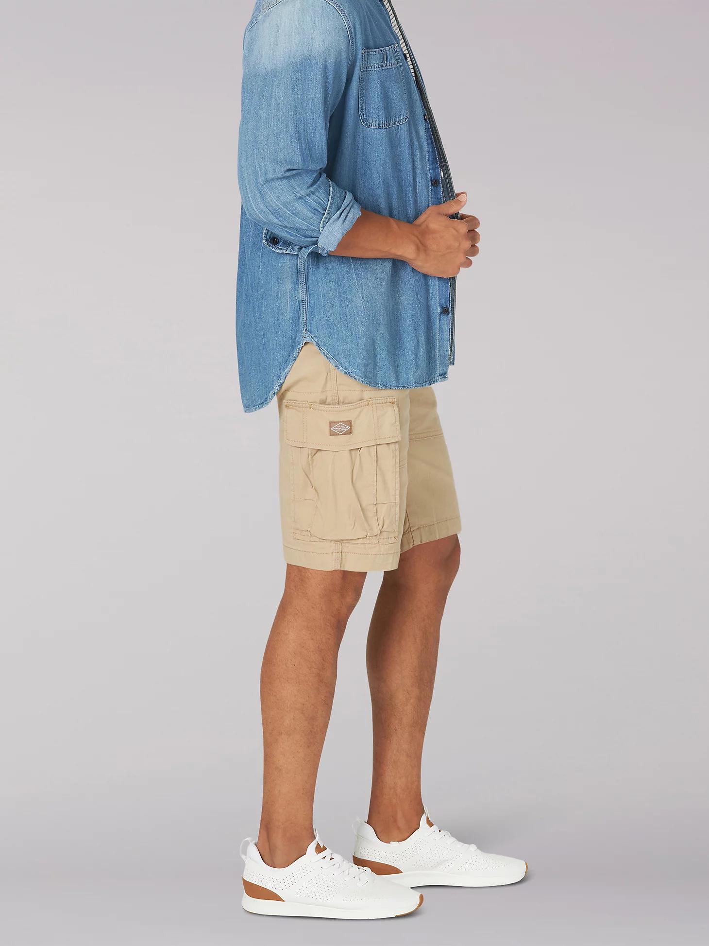 Men's Extreme Motion Carolina Cargo Short | Men's Shorts | Lee® Product Image