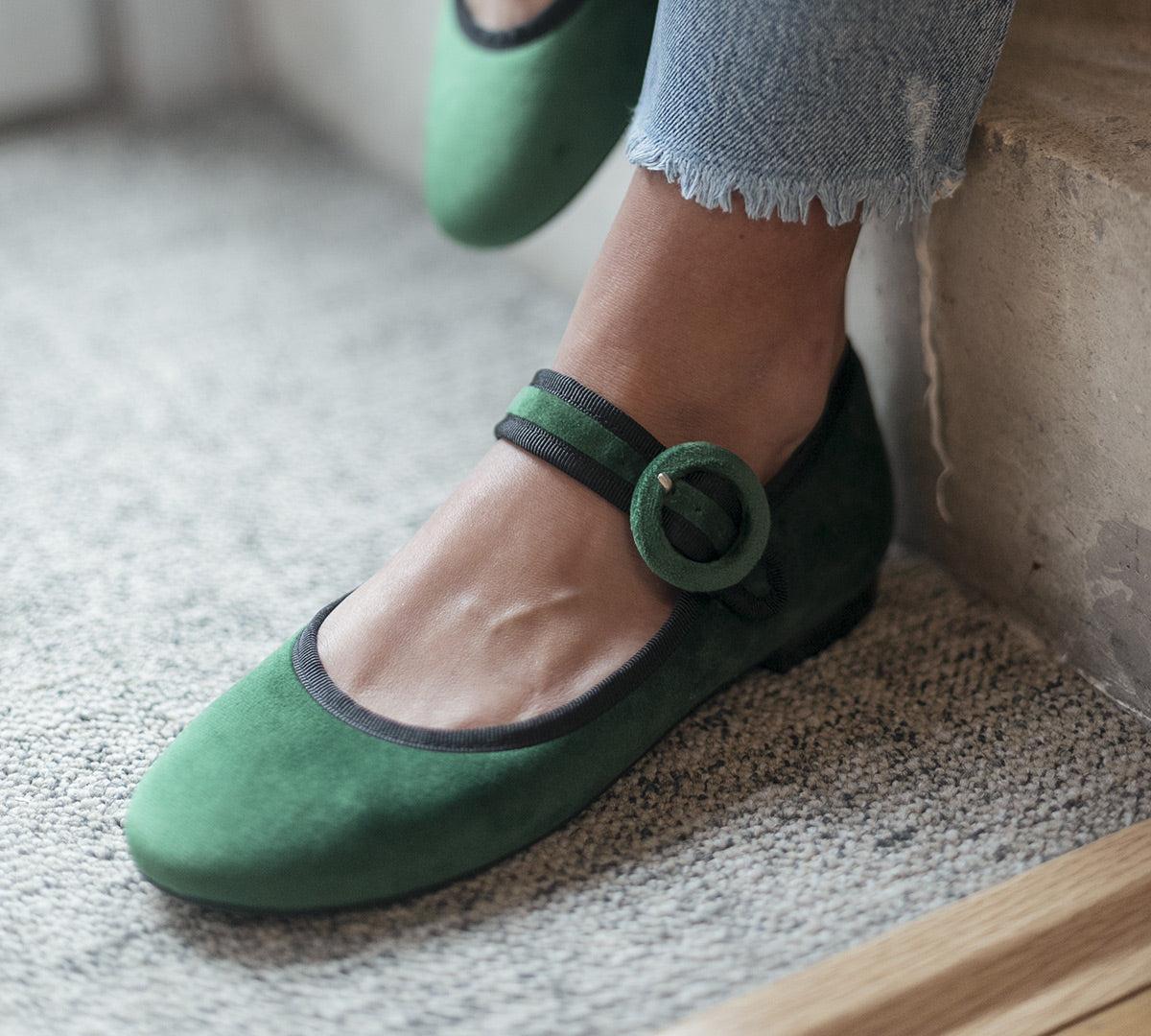 Merceditas Mary Jane In Green Velvet Product Image