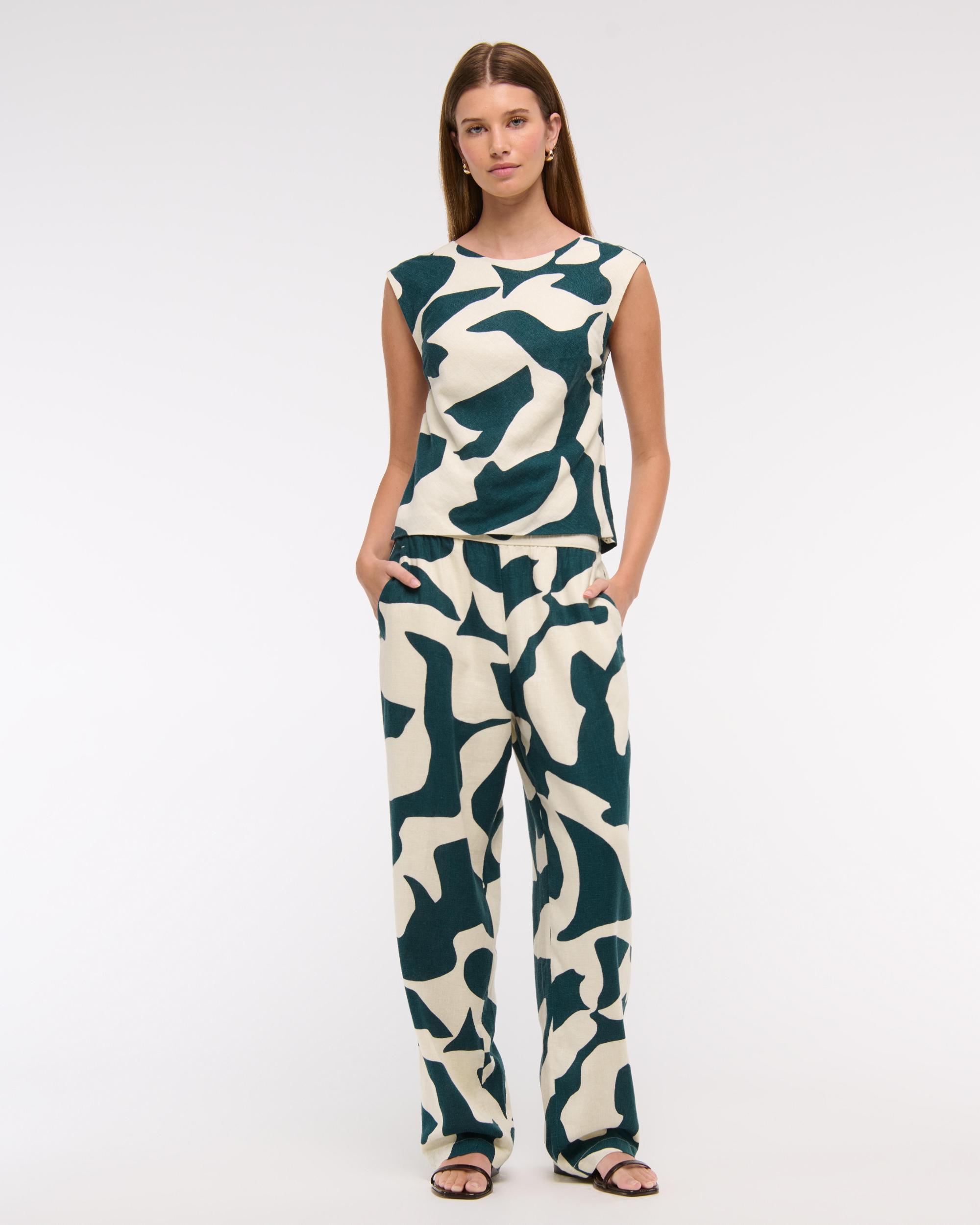 Linen-Blend Skimming Shell Top Product Image