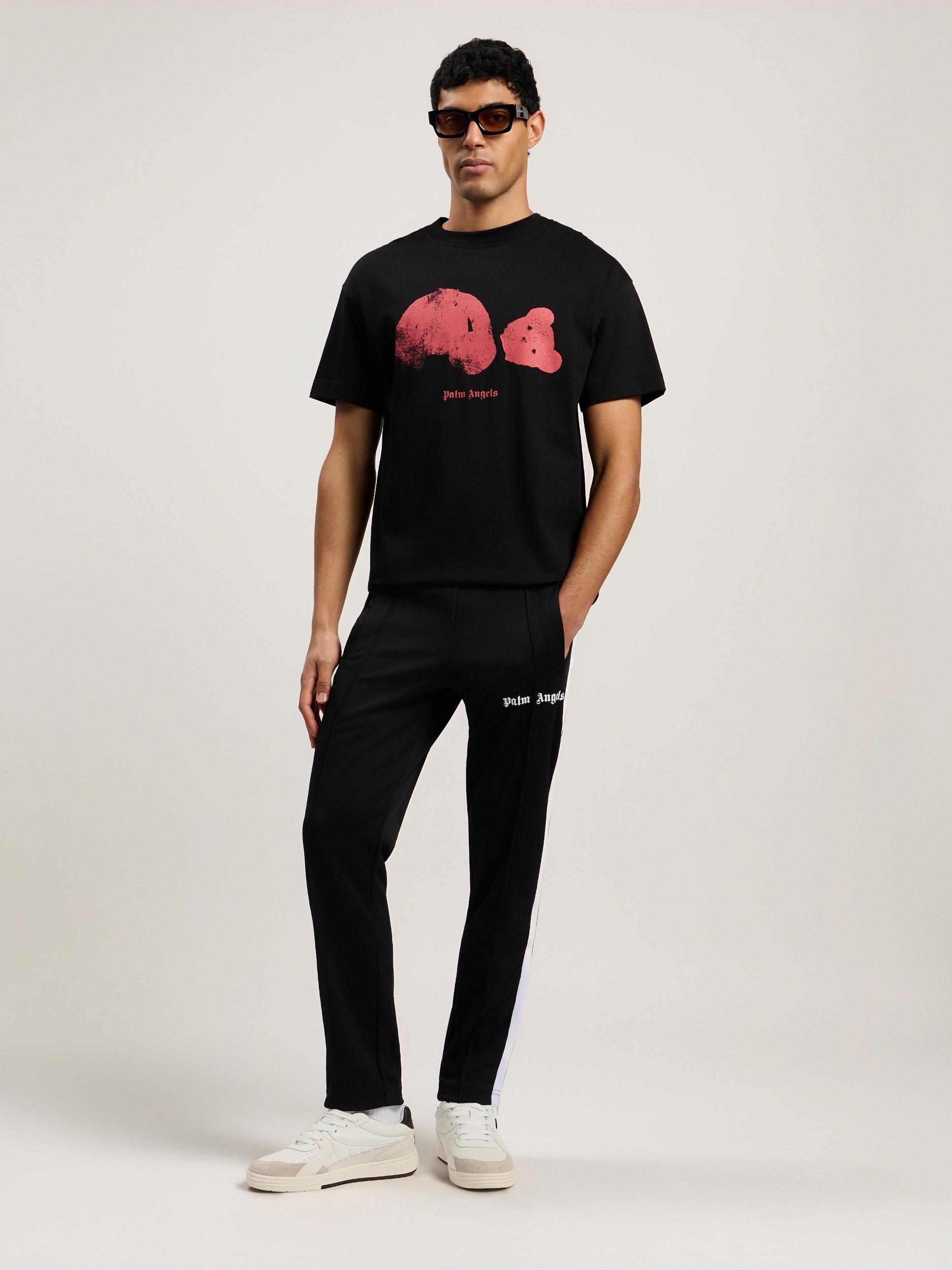 Spray Broken Bear T-Shirt Product Image