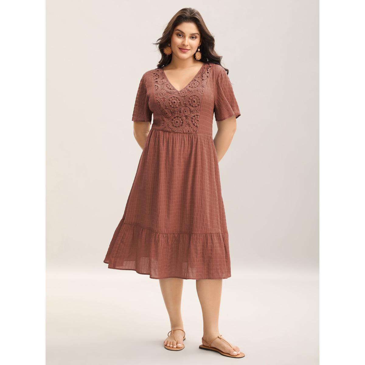 Plus Size Lace Textured Pockets Tiered Midi Dress Rust Women Boho V-neck Short sleeve Curvy BloomChic 18-20/2X Product Image
