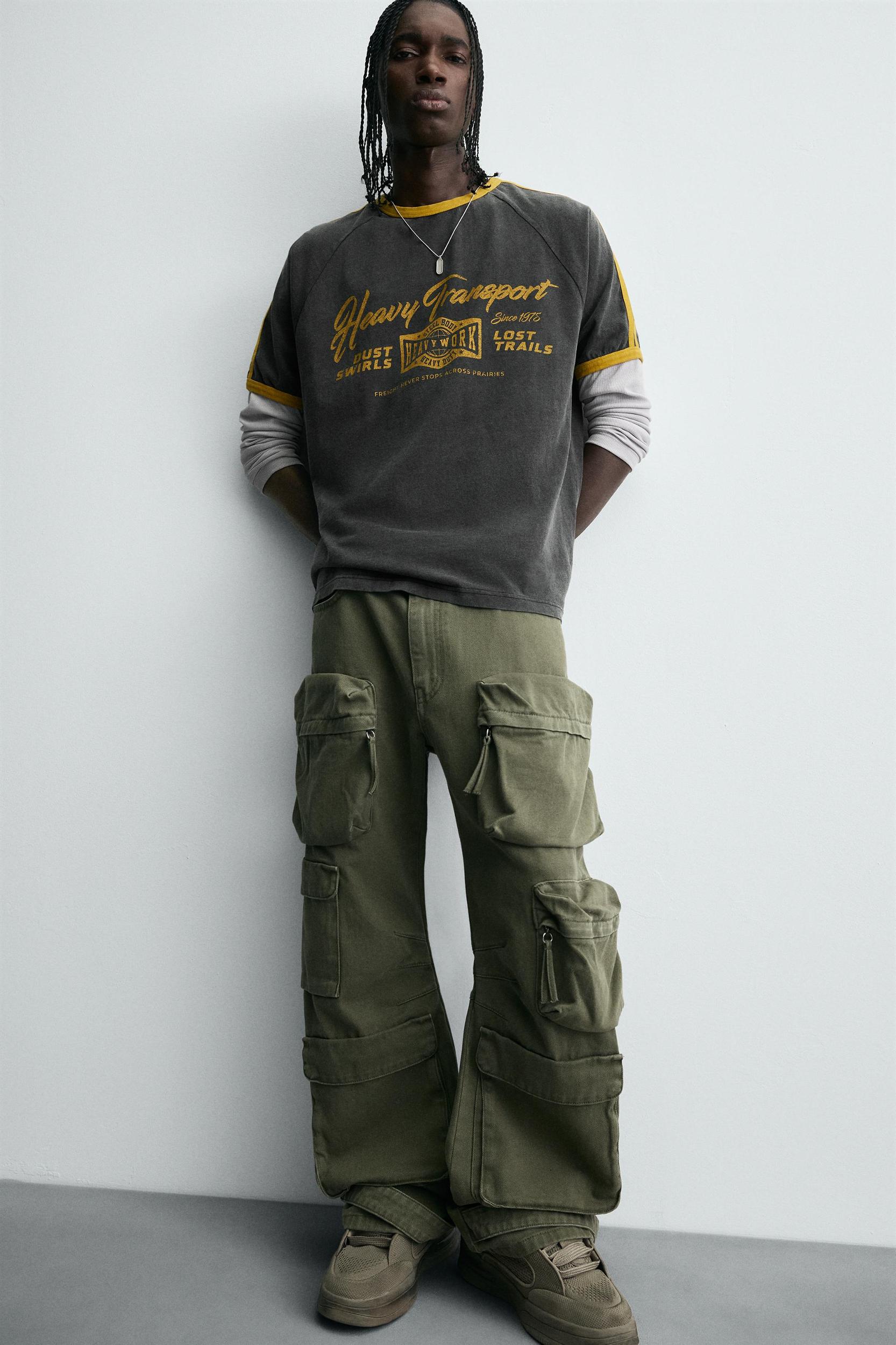 RIBBED CONTRAST TEXT T-SHIRT Product Image