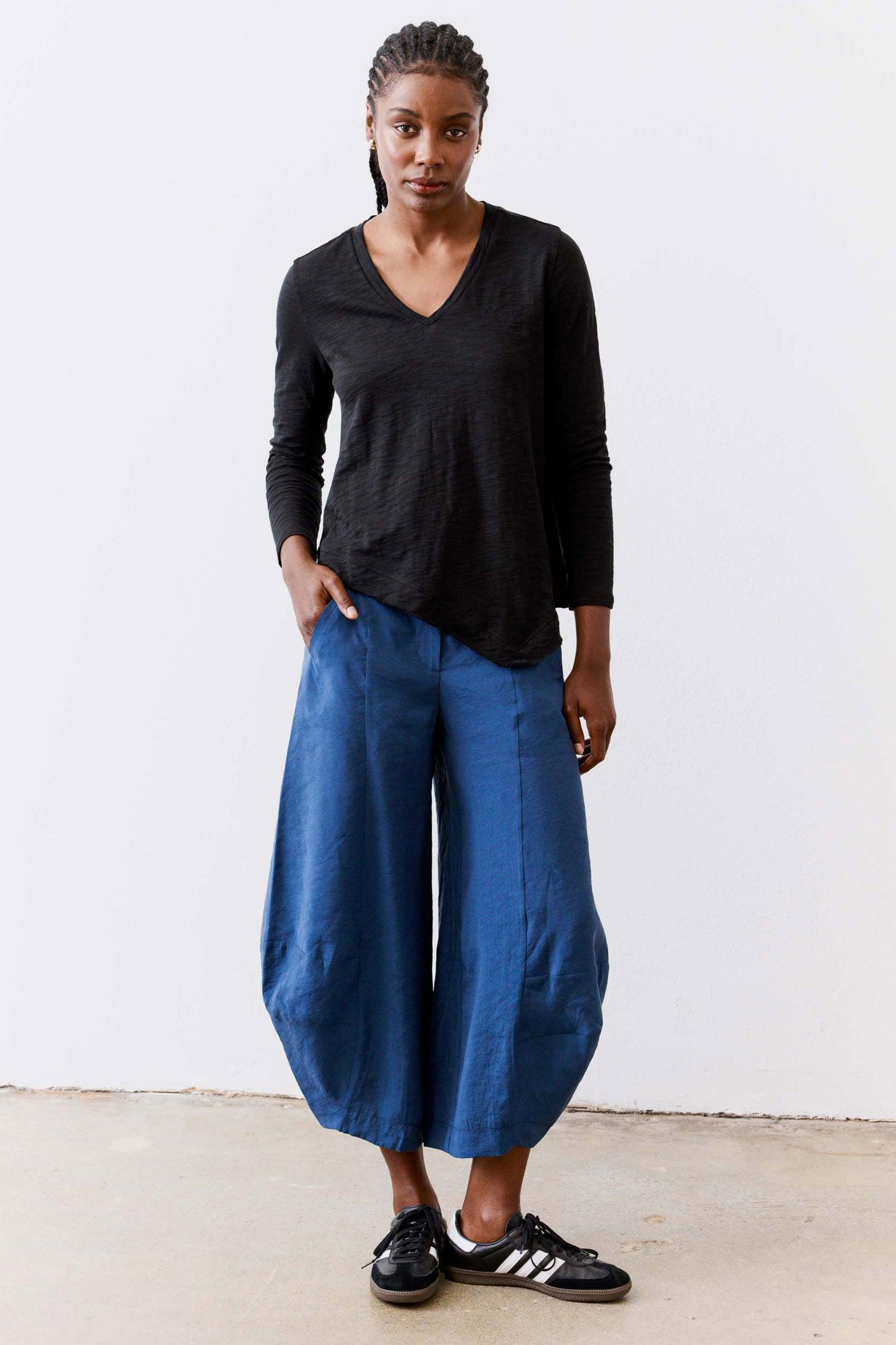 New Angle V-Neck Long Sleeve Top Product Image