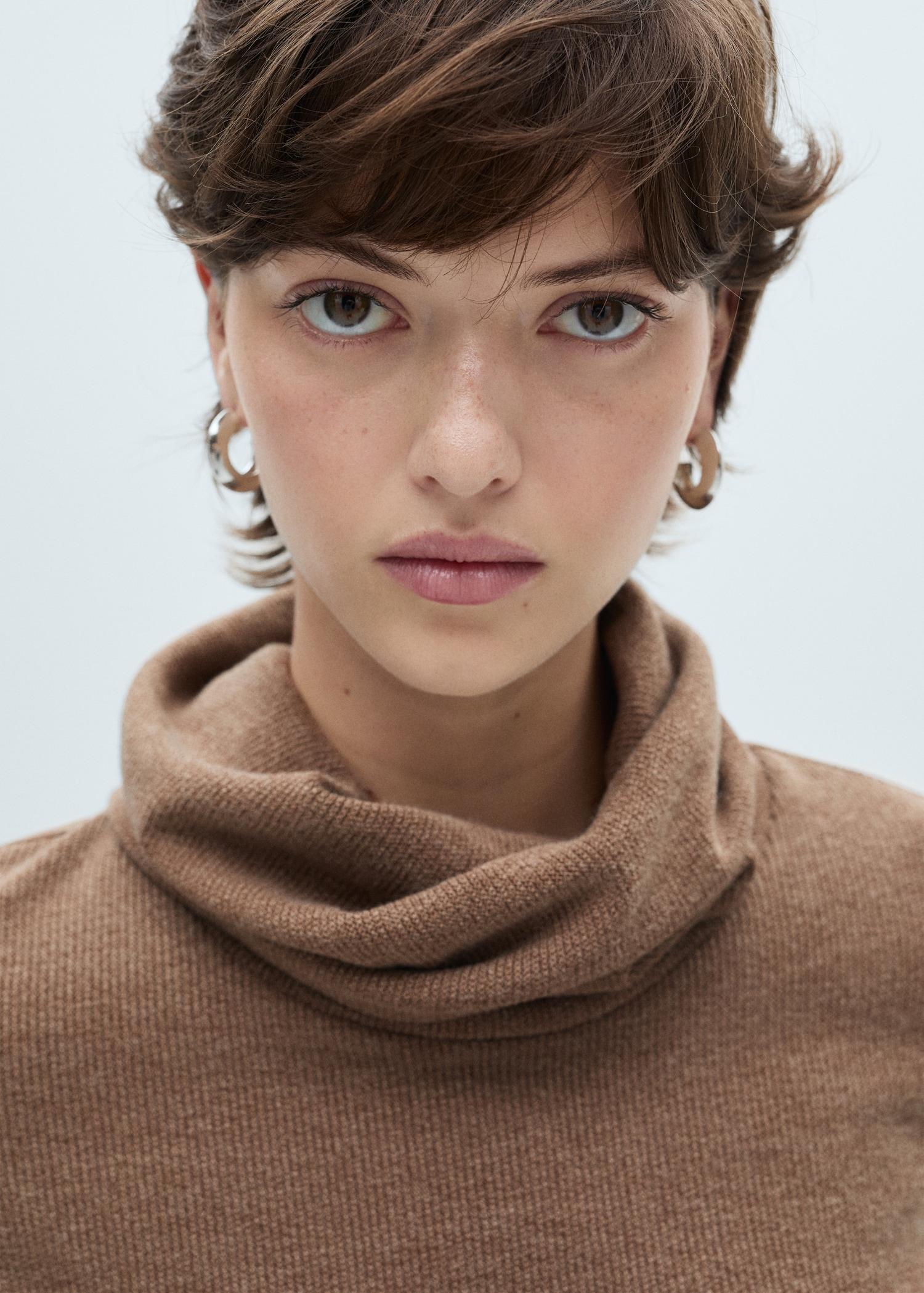 Knitted turtleneck dress - Women | MANGO USA Product Image