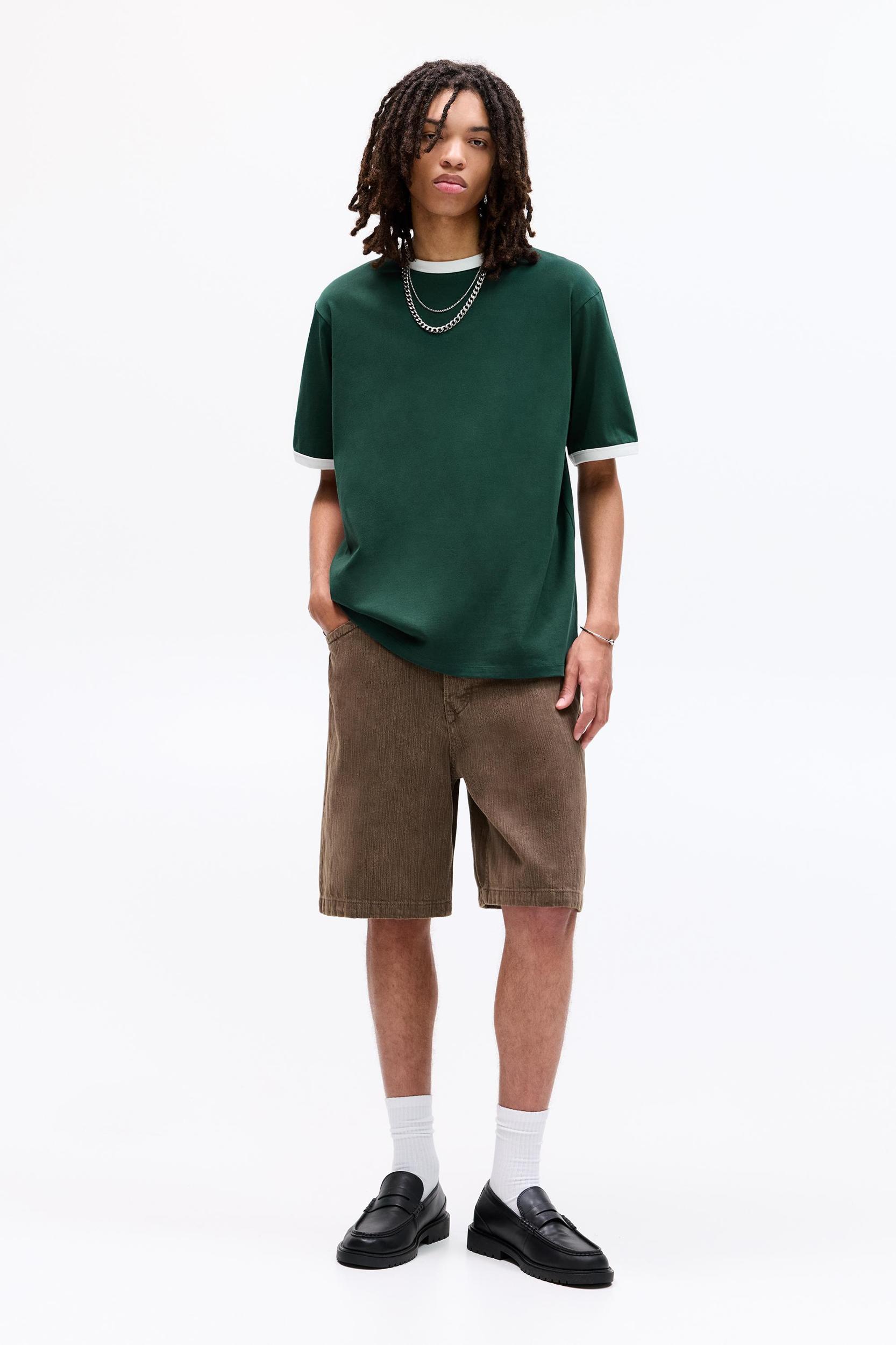 T-shirt with contrast ribbed trims Product Image