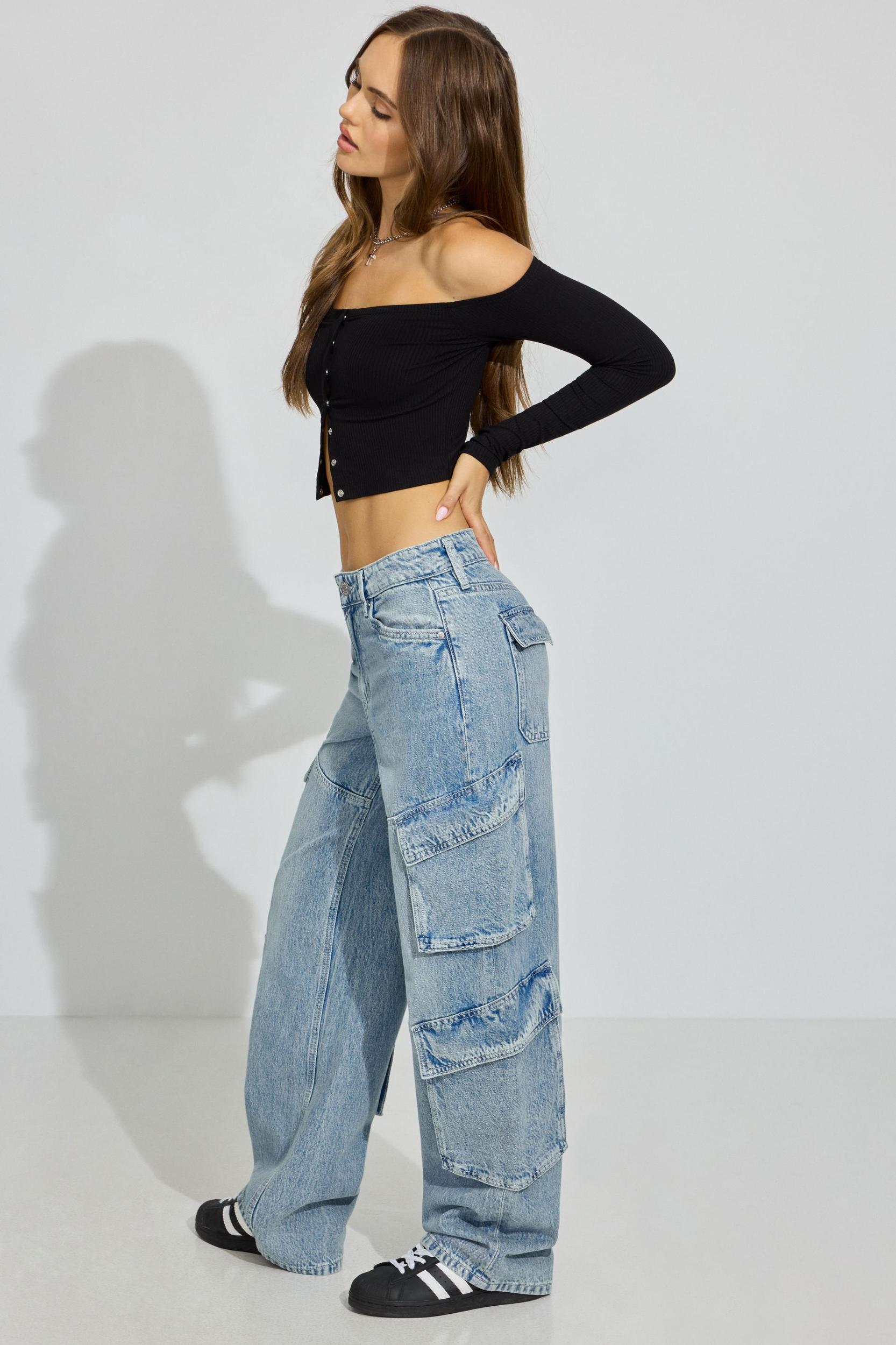 Low Rise Baggy Cargo Jeans Product Image
