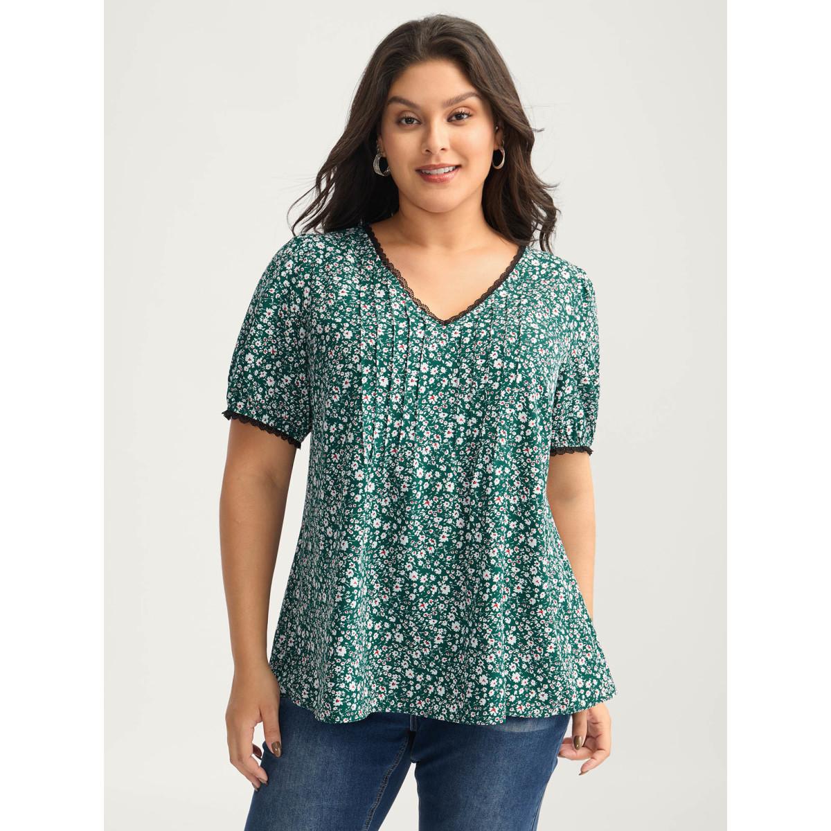 Plus Size DarkGreen Ditsy Floral Print Lace Trim Blouse Women Timeless Short sleeve V-neck Elegant Blouses BloomChic 14-16/1X Product Image