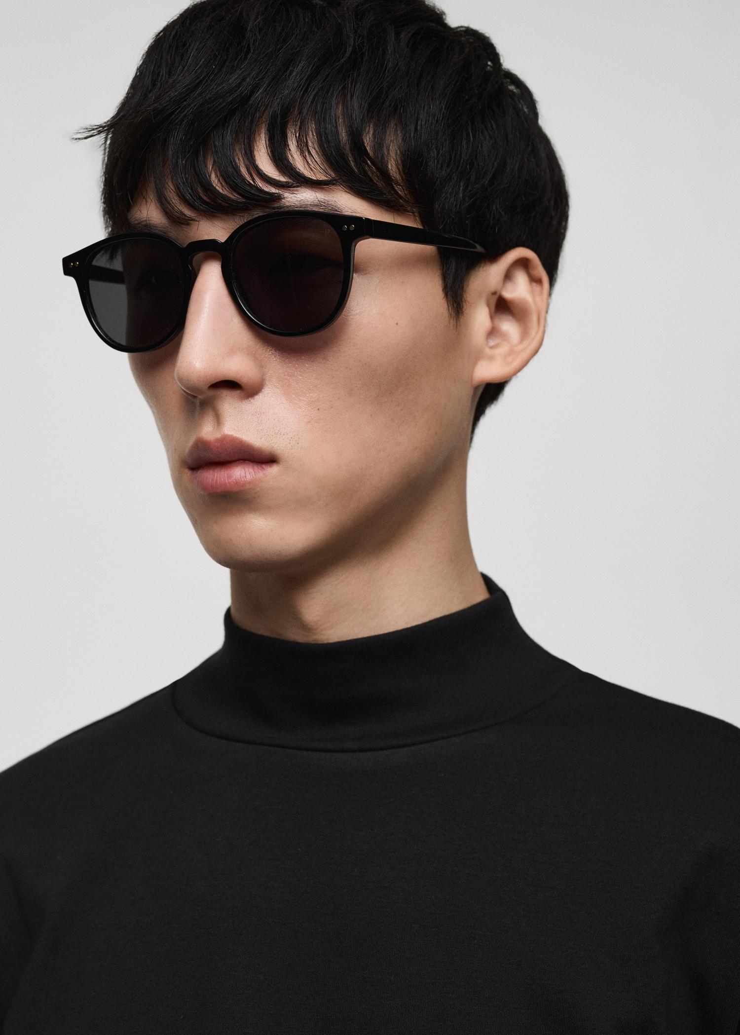 Long-sleeved t-shirt with perkins neck - Men | MANGO USA Product Image