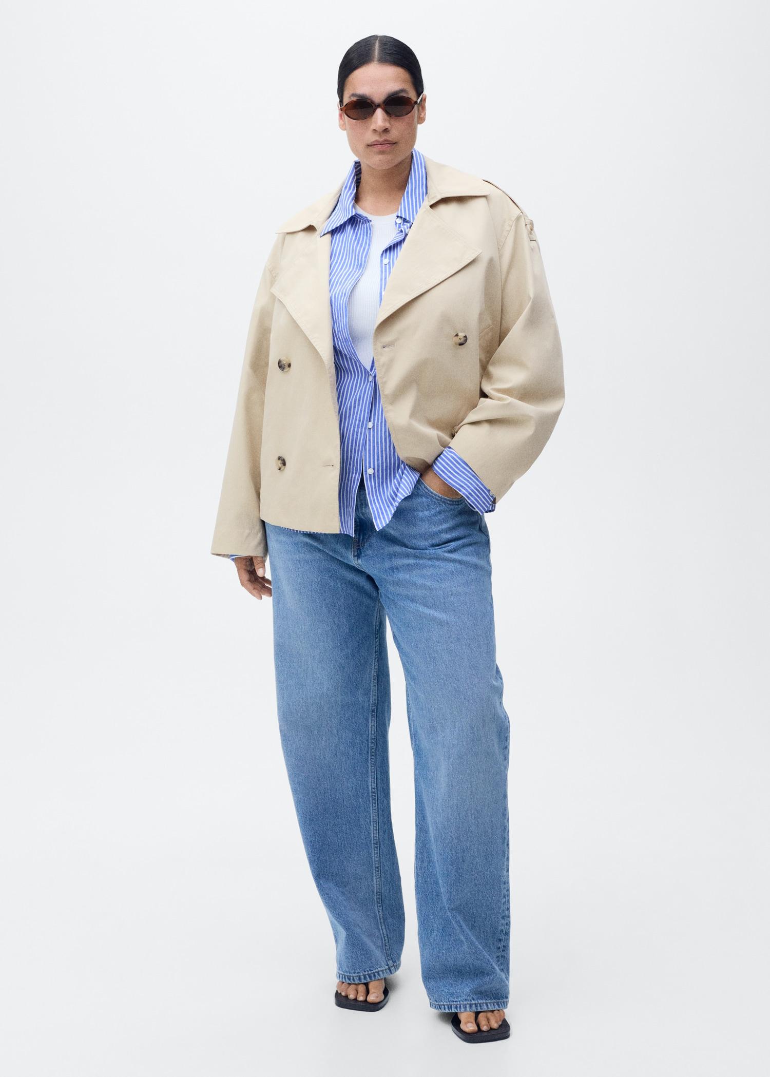 Double-breasted cropped trench coat - Women | MANGO USA Product Image