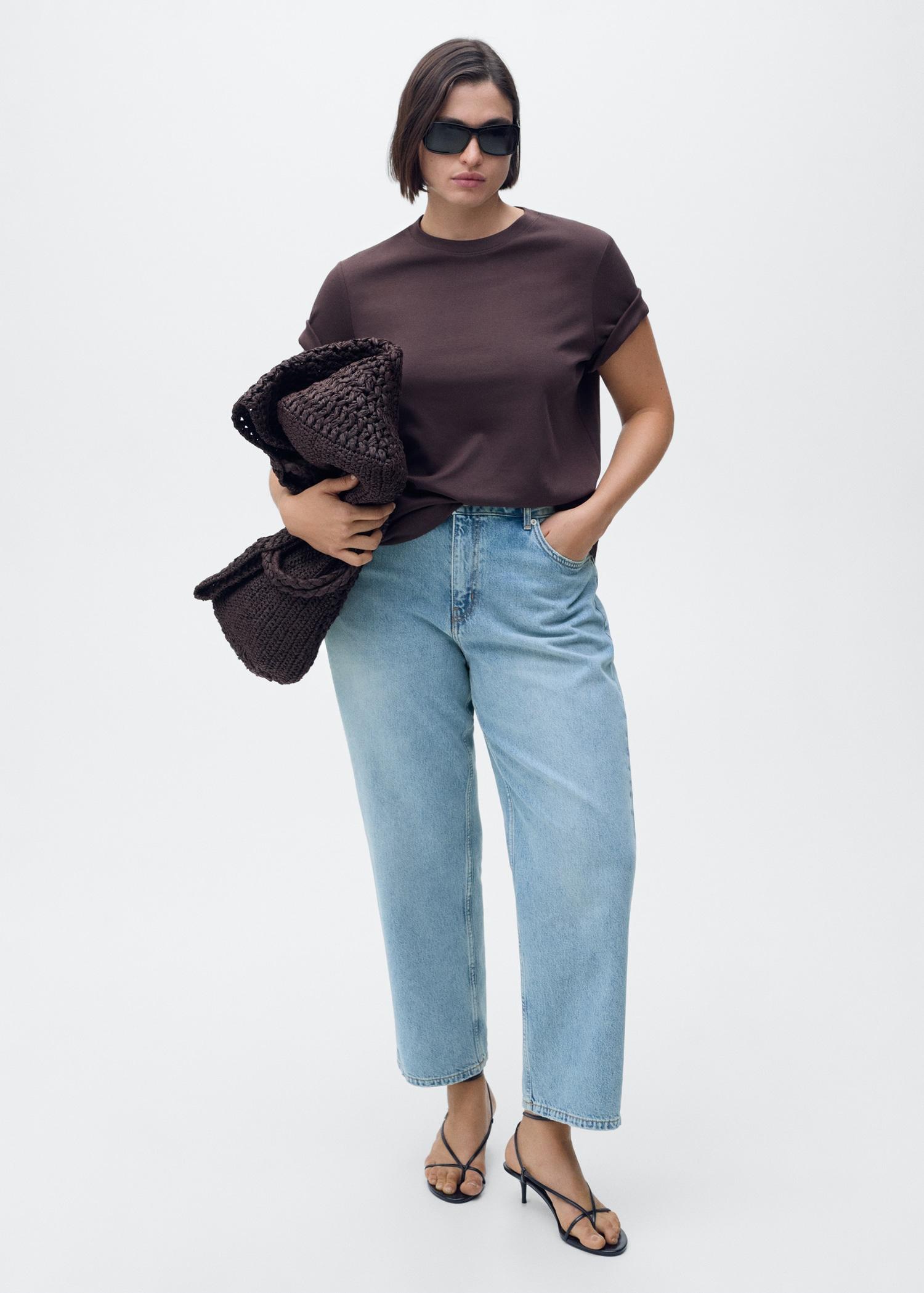 Mid-rise straight jeans - Women | MANGO USA Product Image