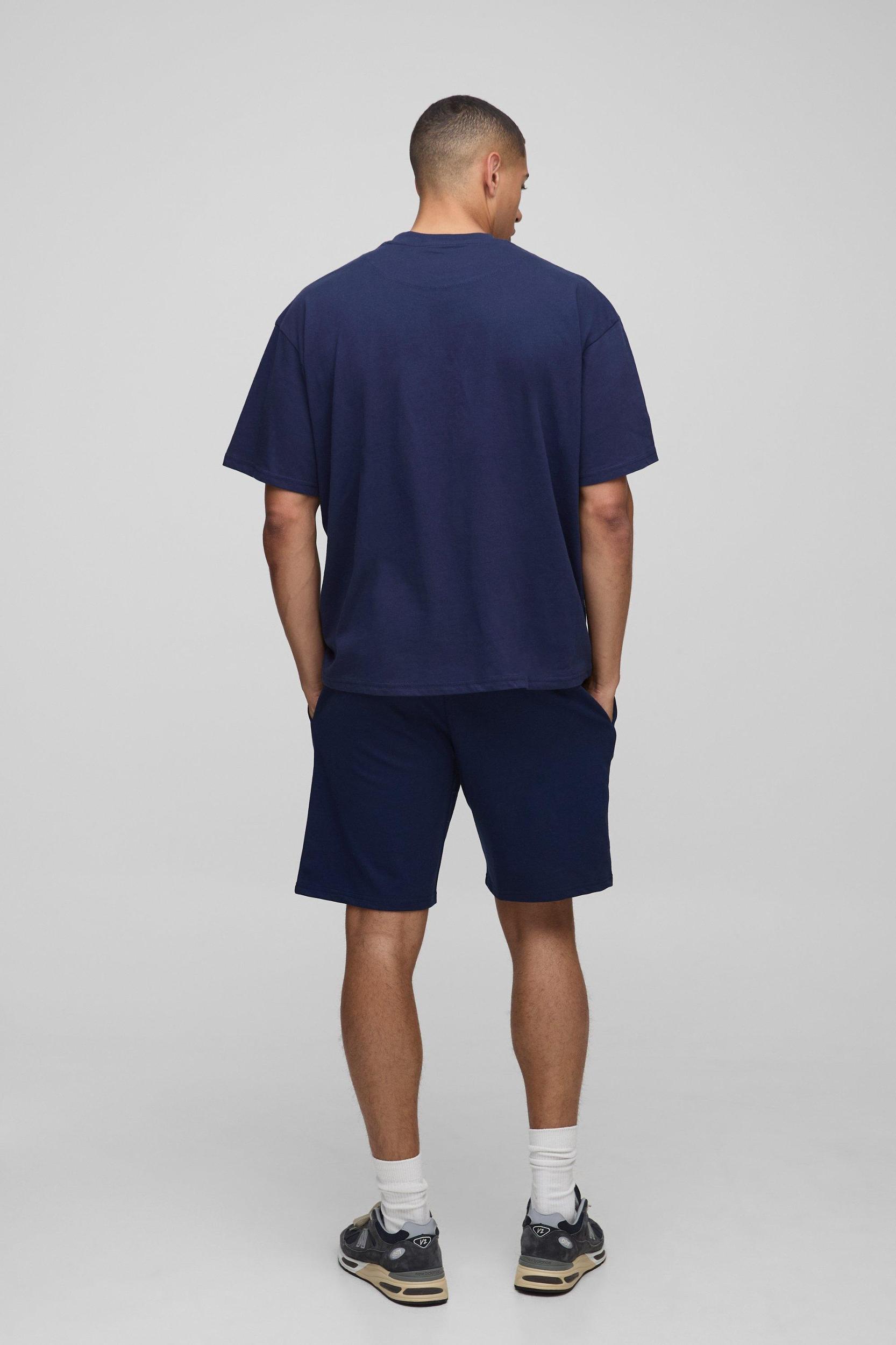 260GSM Loopback Basic Relaxed Fit Mid Length Shorts | boohooMAN USA Product Image