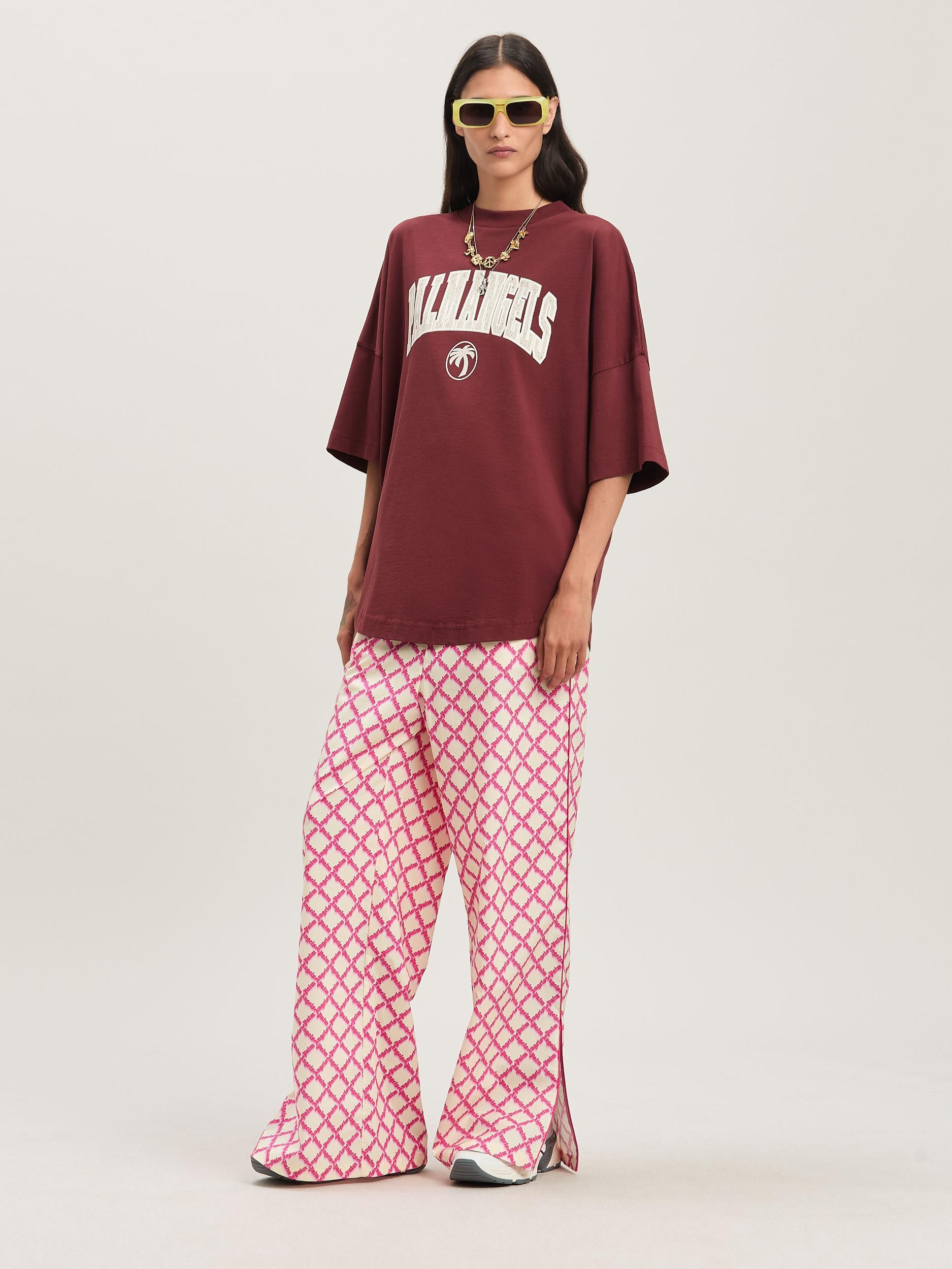 NET LOGO SPLIT PANTS Product Image