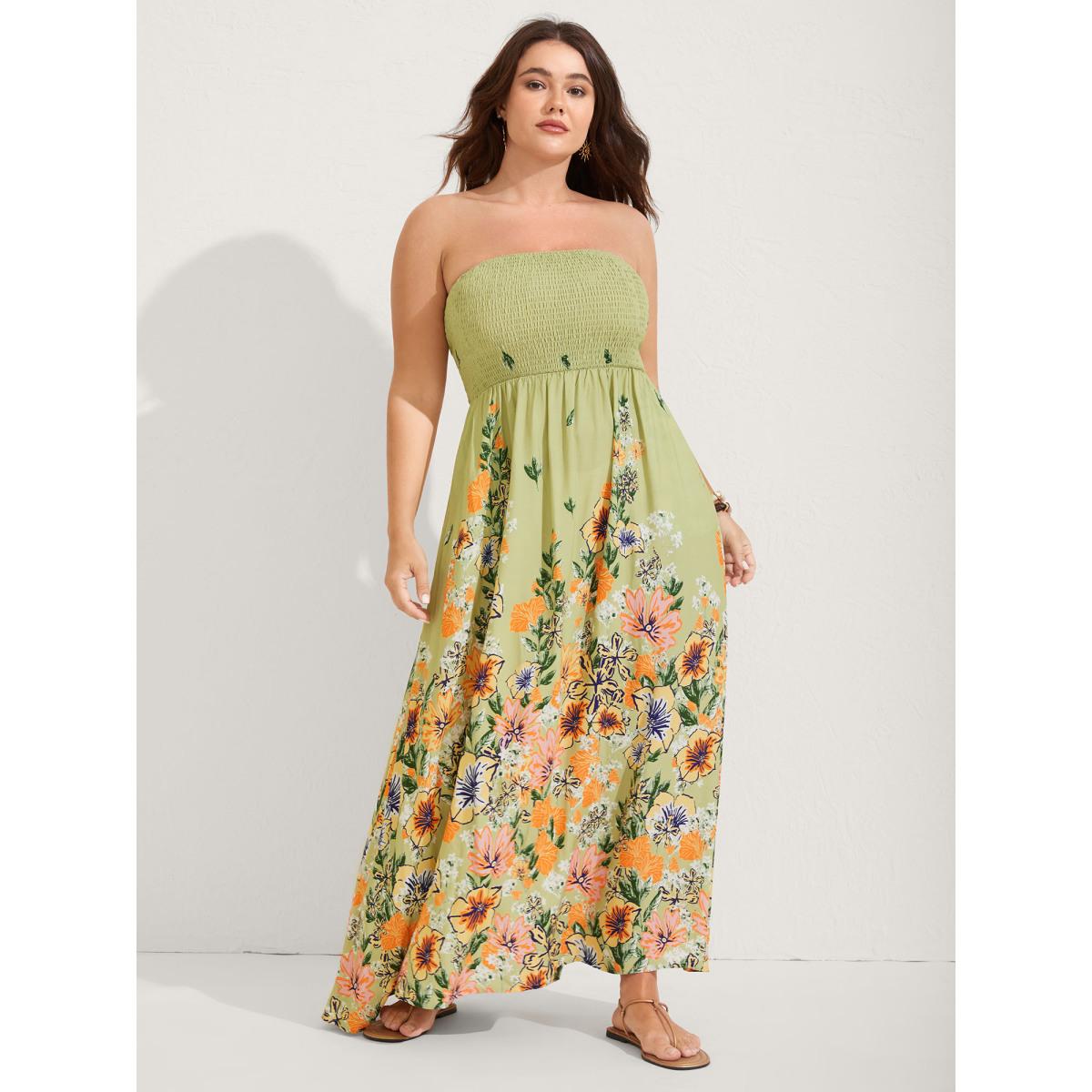 Plus Size Shirred Off-Sleeve Floral Print Maxi Dress Greenbean Women Resort Strapless Sleeveless Curvy BloomChic 30/6X Product Image