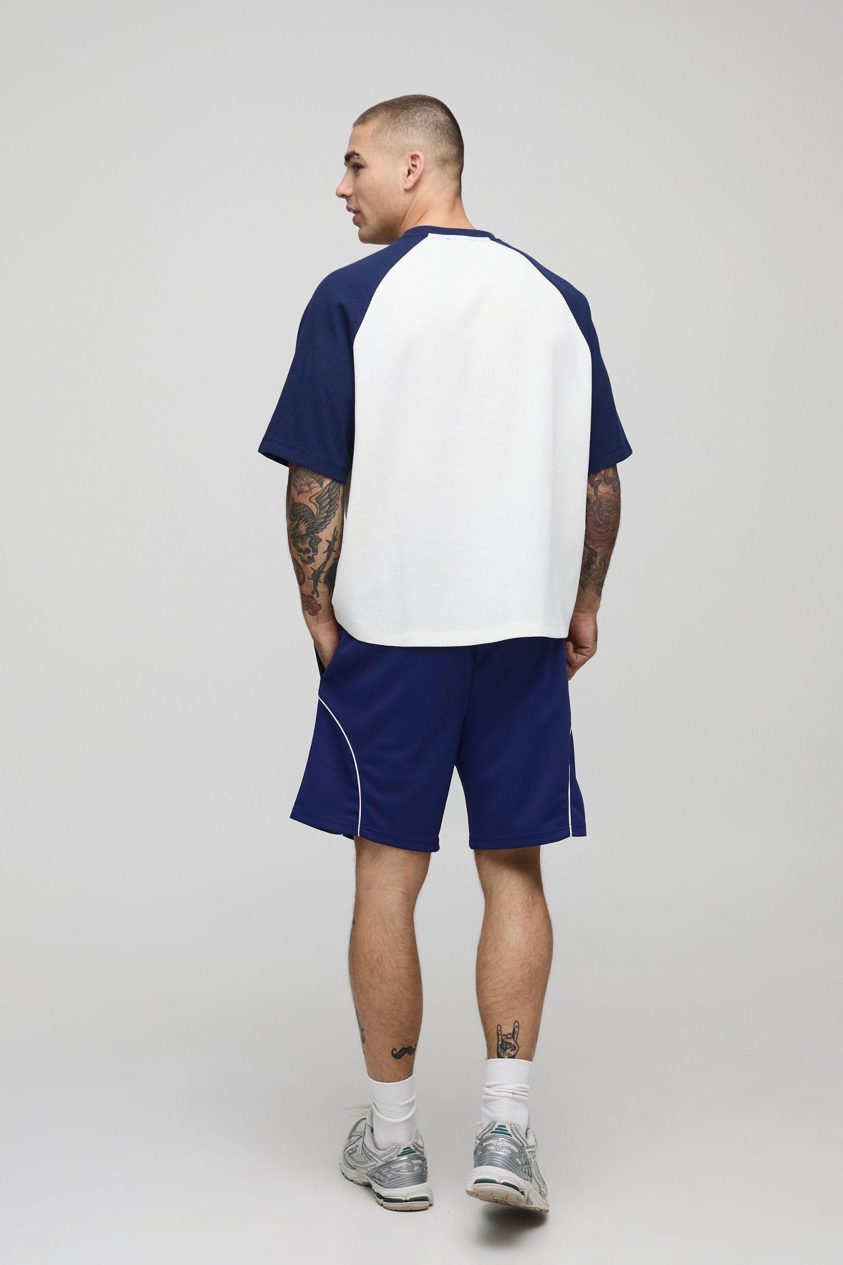 Official Relaxed Mid Length Sports Shorts | boohooMAN USA Product Image