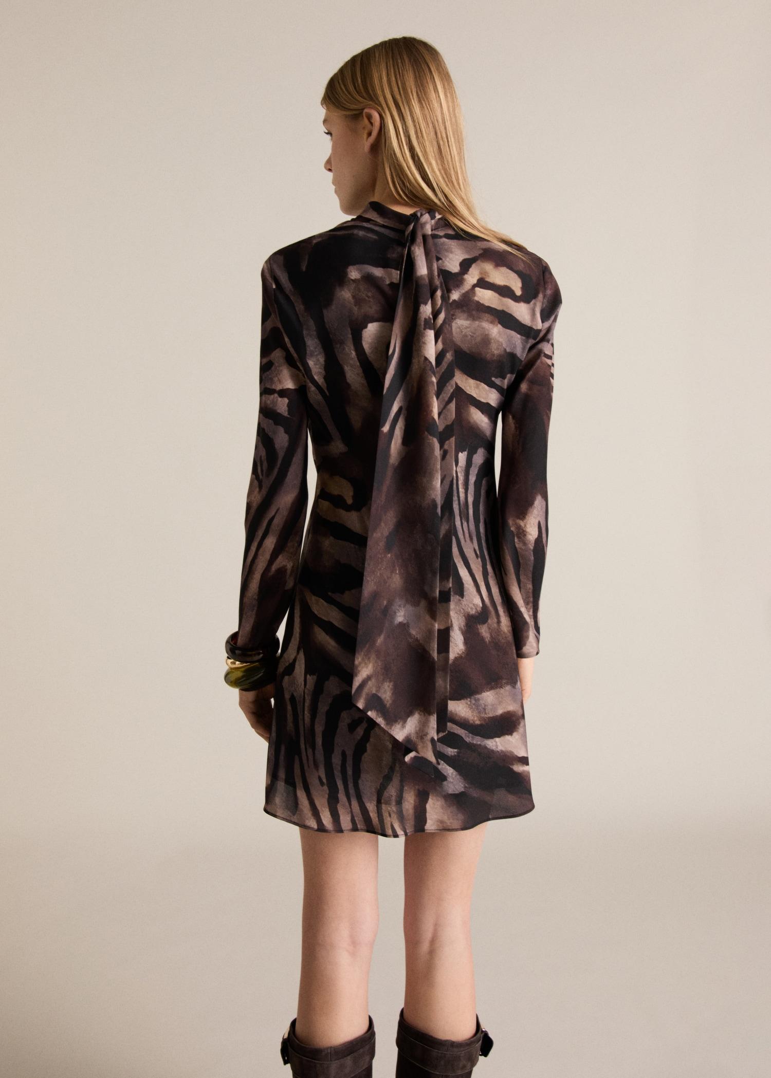Zebra back bow satin dress - Women | MANGO USA Product Image