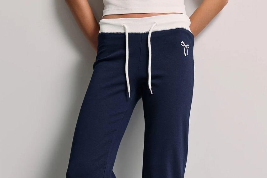 Low Rise Color-Block Slim-Fit Boot-Cut Sweatpants Product Image