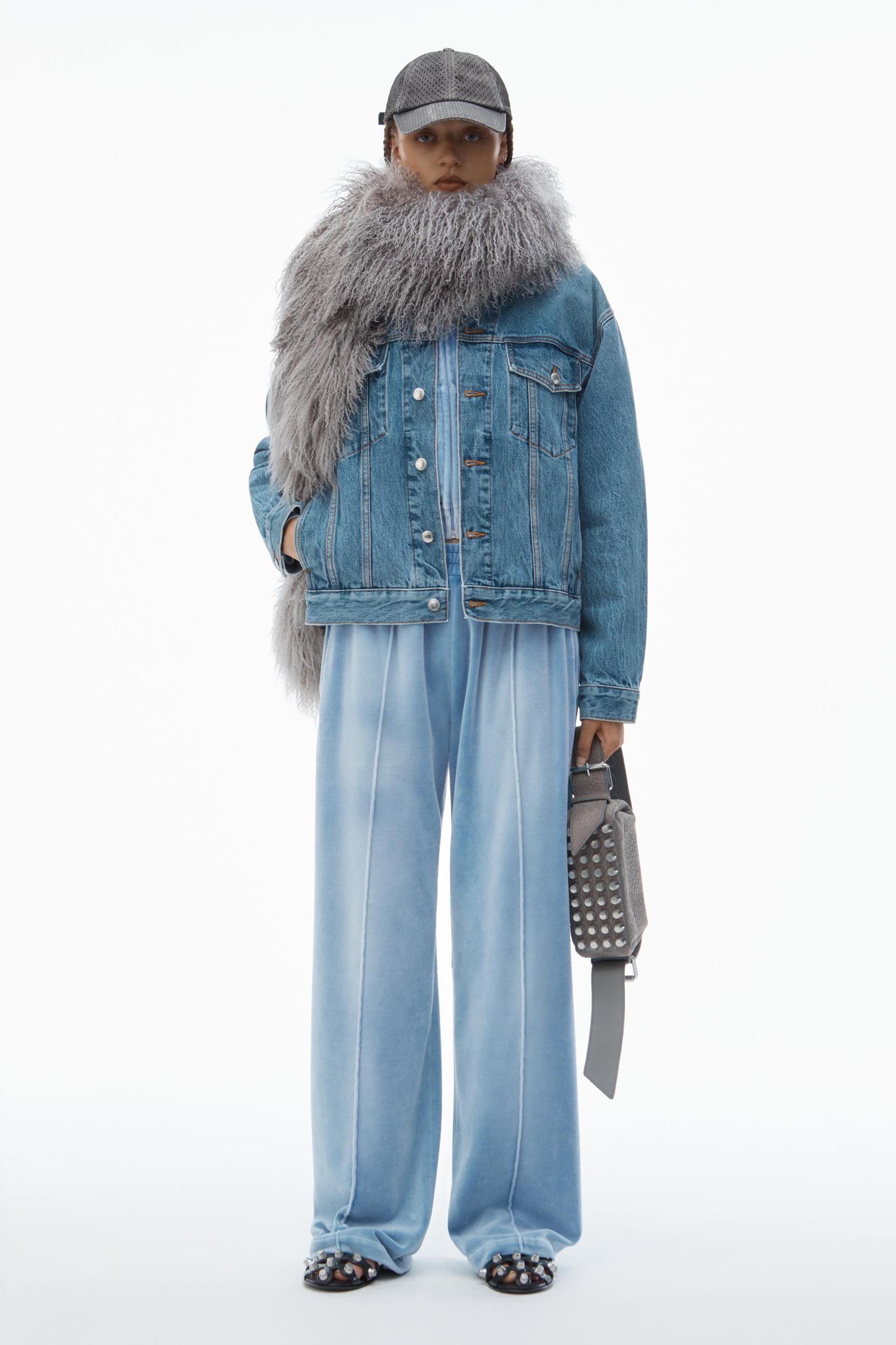 Trackpants In Crushed Velour Product Image