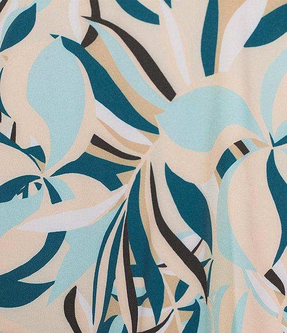 Kinesis Tropical Flower Print Pull-On Flowy Skirt Product Image