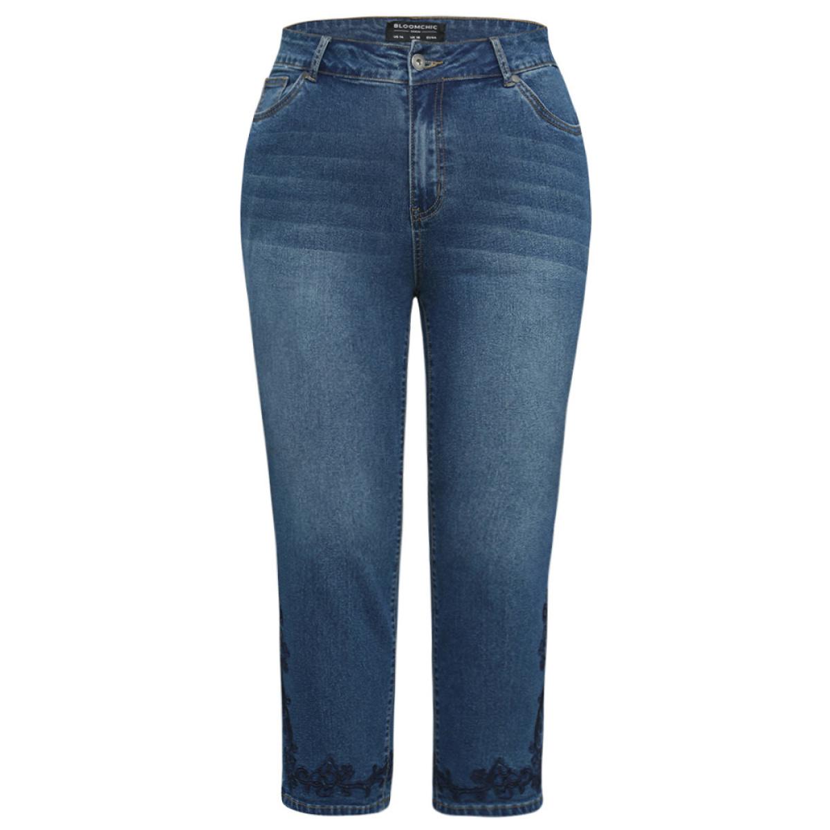 Plus Size Floral Embroidered High Rise Dark Wash Jeans Women Blue Casual Plain Embroidered High stretch Side seam pocket Jeans BloomChic 14/1X Product Image