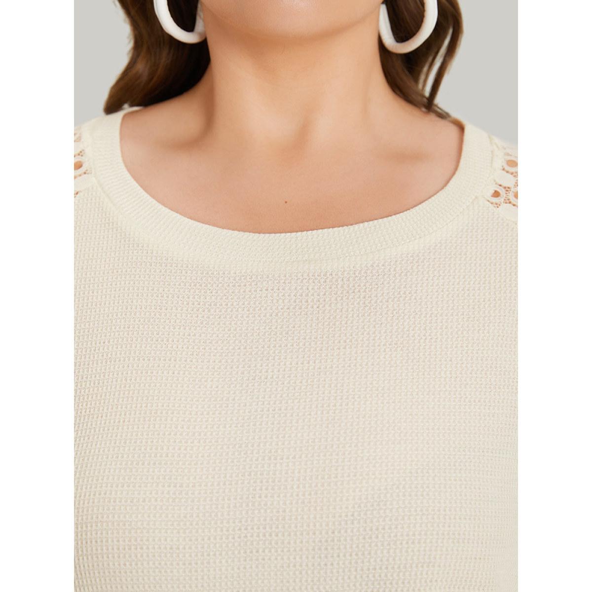 Plus Size Lace Panel Raglan Sleeve Waffle Knit Sweatshirt Women Ivory Elegant Patchwork Round Neck Dailywear Sweatshirts BloomChic 14-16/1X Product Image
