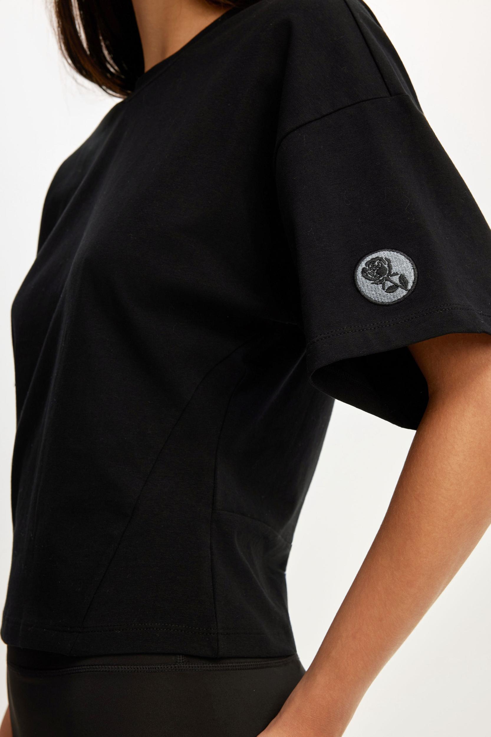 Active Graphic Hourglass Tee Product Image