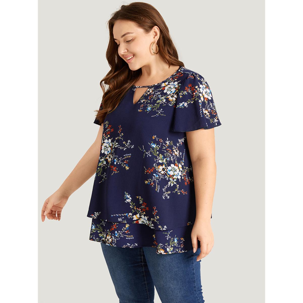 Plus Size Indigo Floral Print Keyhole Flutter Sleeve Blouse Women Elegant Short sleeve Keyhole Cut-Out Dailywear Blouses BloomChic 28/5X Product Image