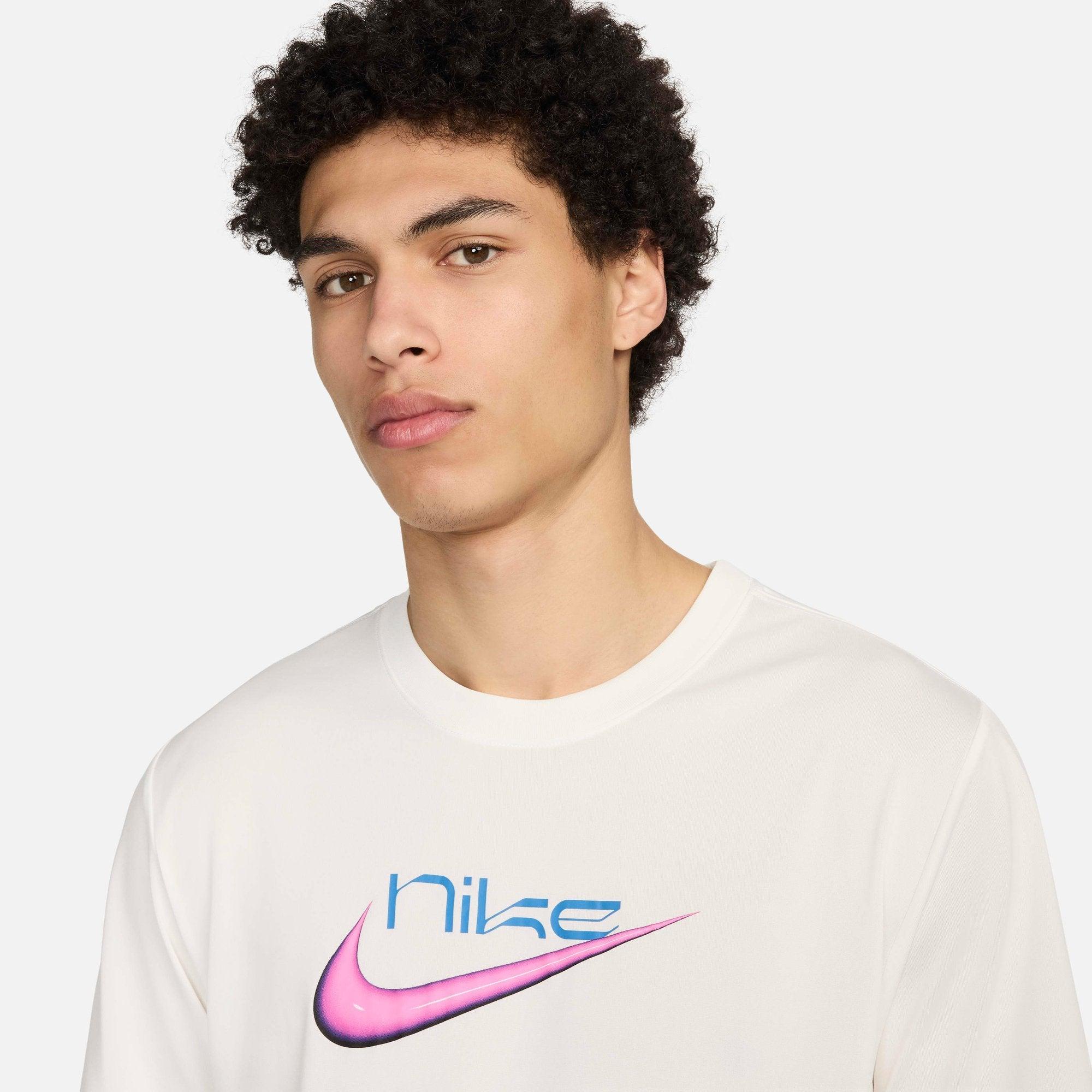 Nike Men's Dri-FIT Basketball T-Shirt Product Image