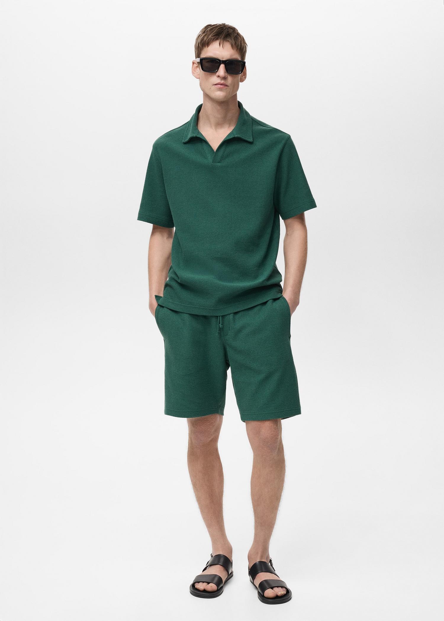 Textured cotton bermuda shorts with drawstring - Men | MANGO USA Product Image