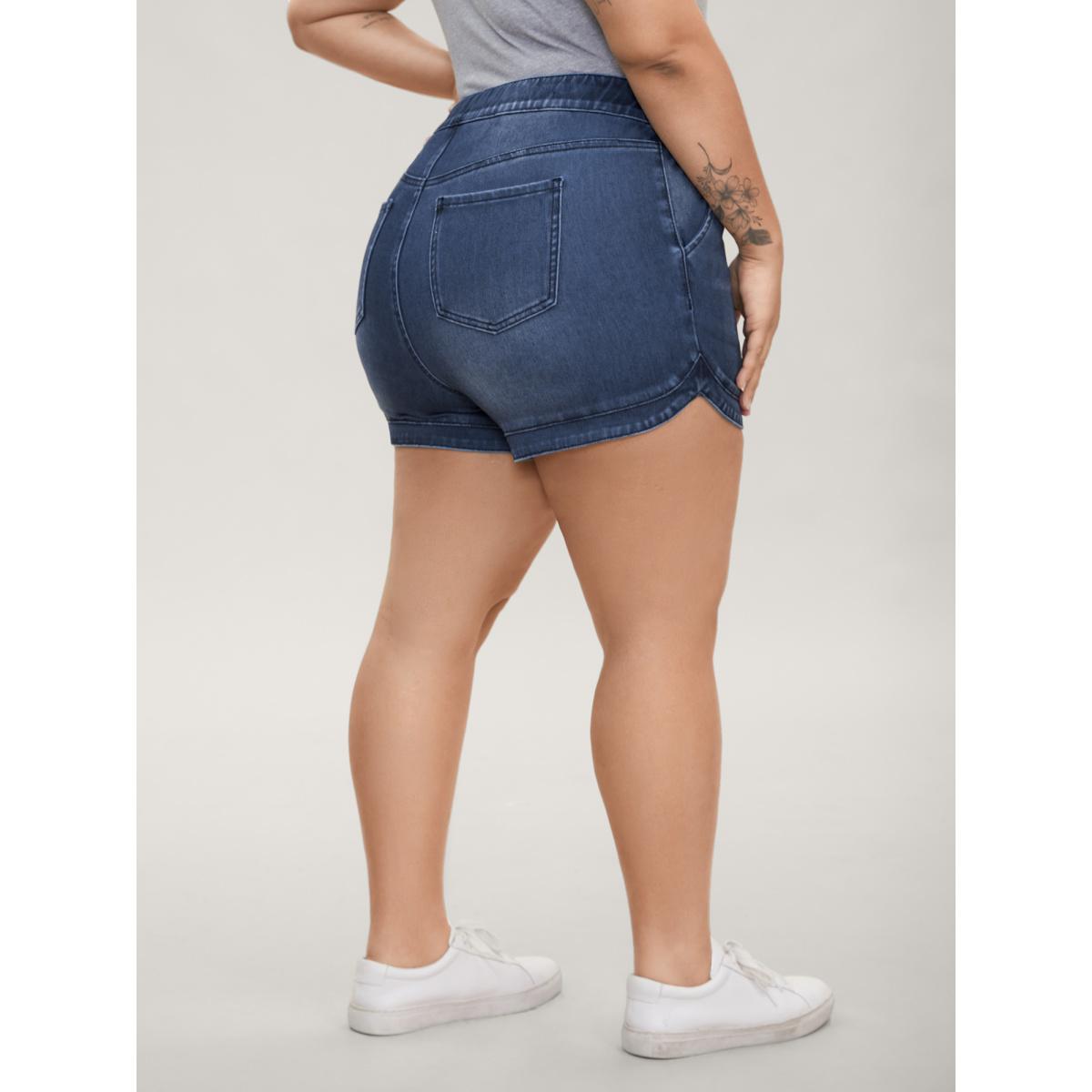 Plus Size Pull-On Drawstring Waist Denim Shorts Women Denimindigo Slanted pocket Leisure Denim Shorts BloomChic 24/3X Product Image
