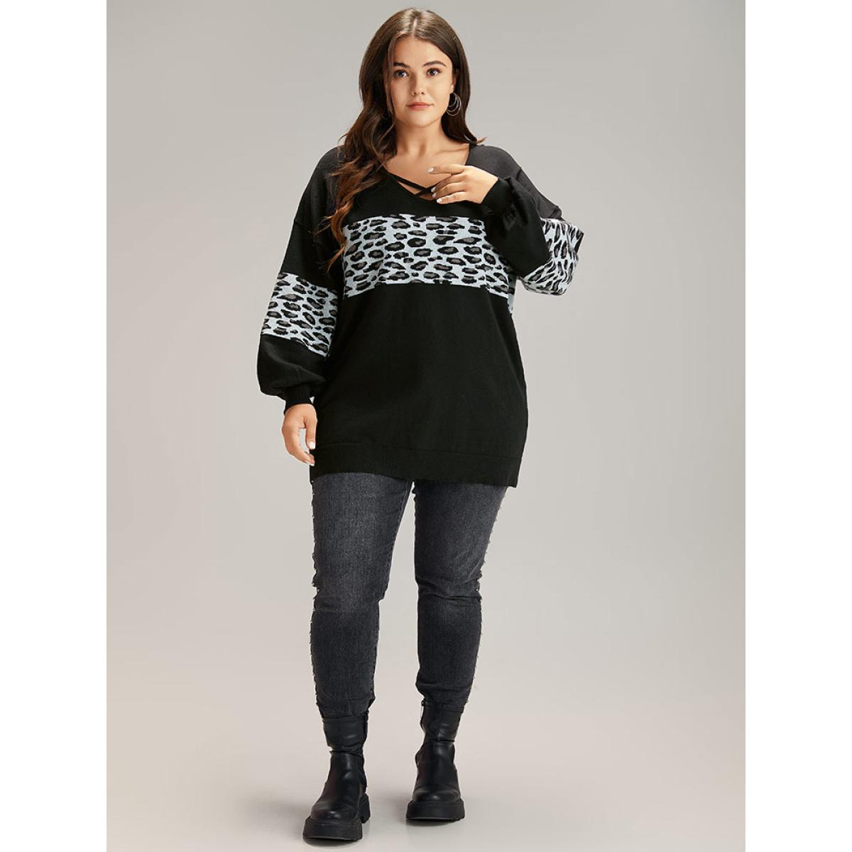Plus Size Anti-Pilling Leopard Patchwork Crisscross Neck Pullover Black Women Casual Loose Long Sleeve V-neck Dailywear Pullovers BloomChic 26/4X Product Image