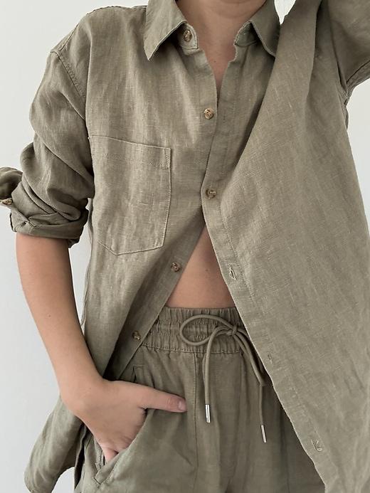 Retreat Linen Top Product Image