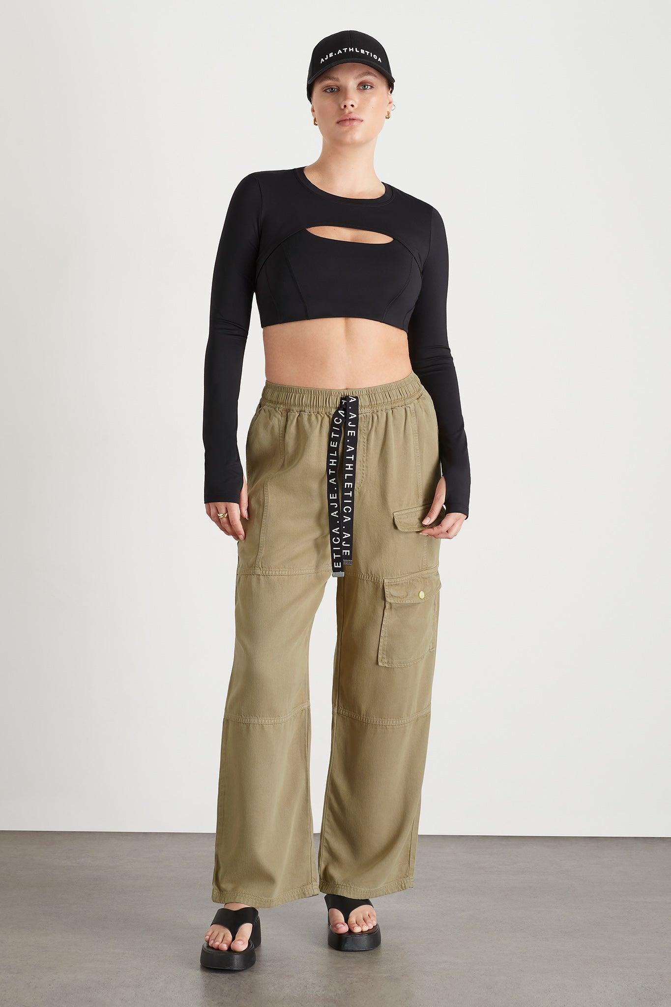 Layered Crop Set 356 Product Image