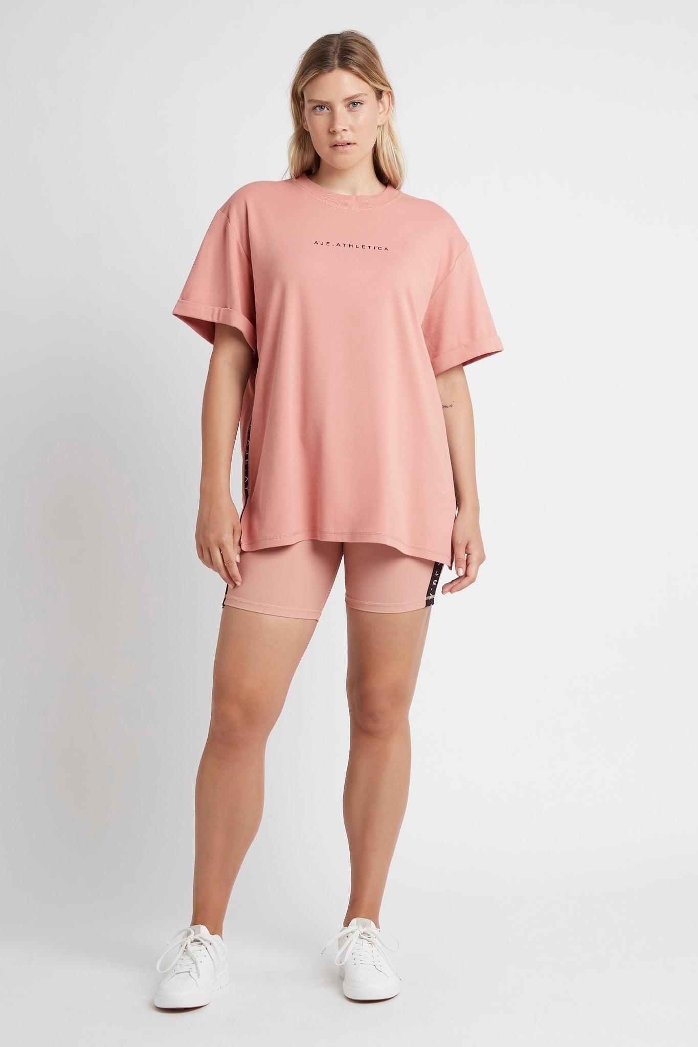 Logo T-Shirt 102 Product Image