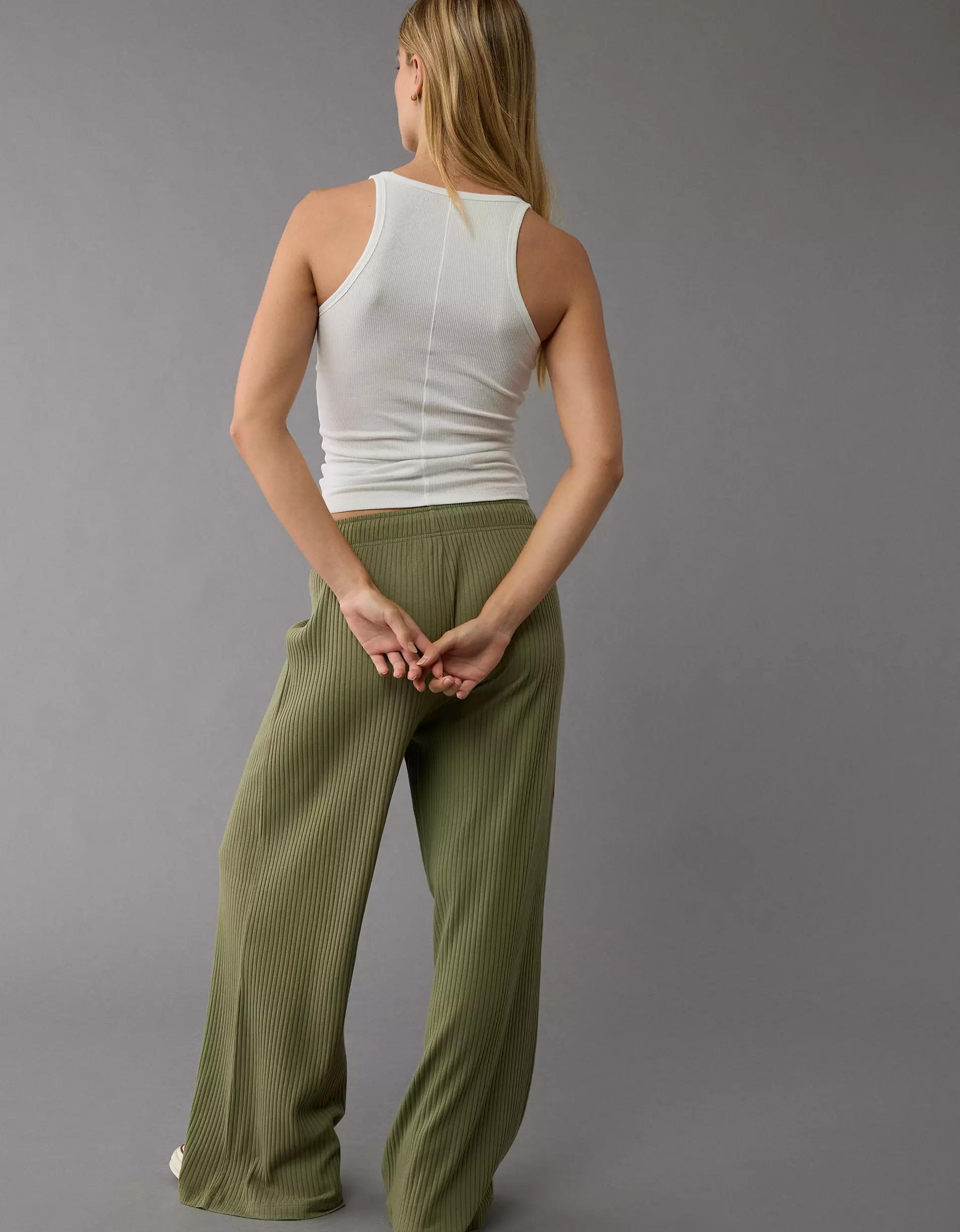 AE Boyfriend Scoop Tank Top Product Image