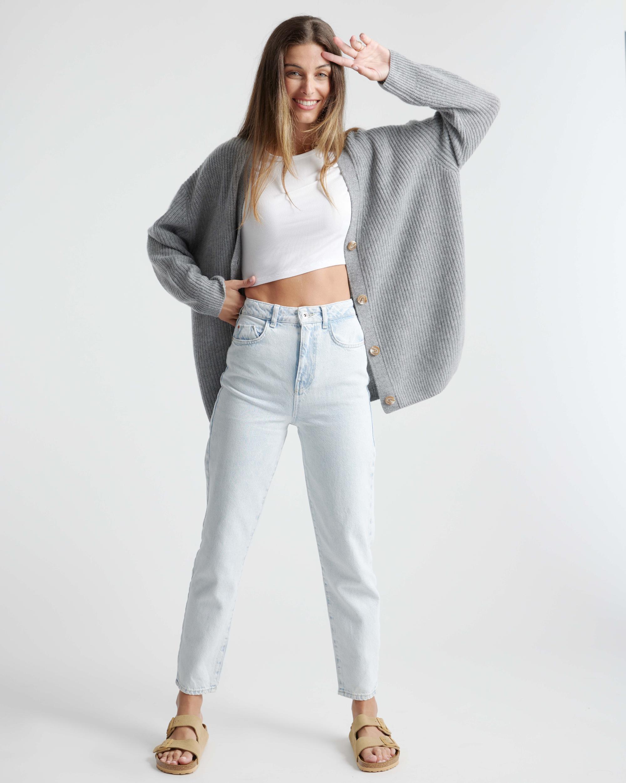 Quince | Women's Mongolian Spring Cashmere OverSized Boyfriend Cardigan Sweater Product Image