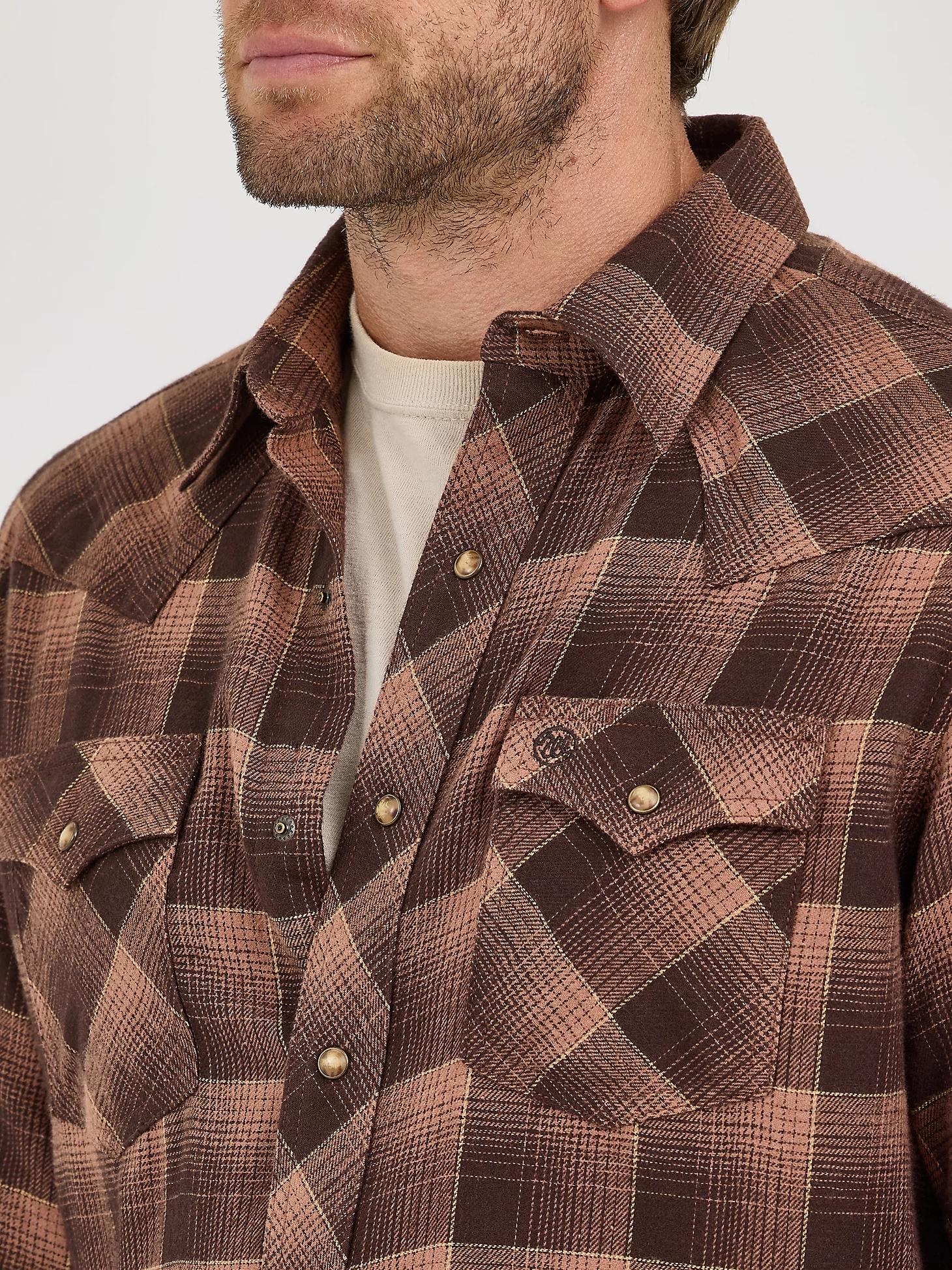 Men's Wrangler Retro® Long Sleeve Flannel Western Snap Plaid Shirt in Mocha Product Image