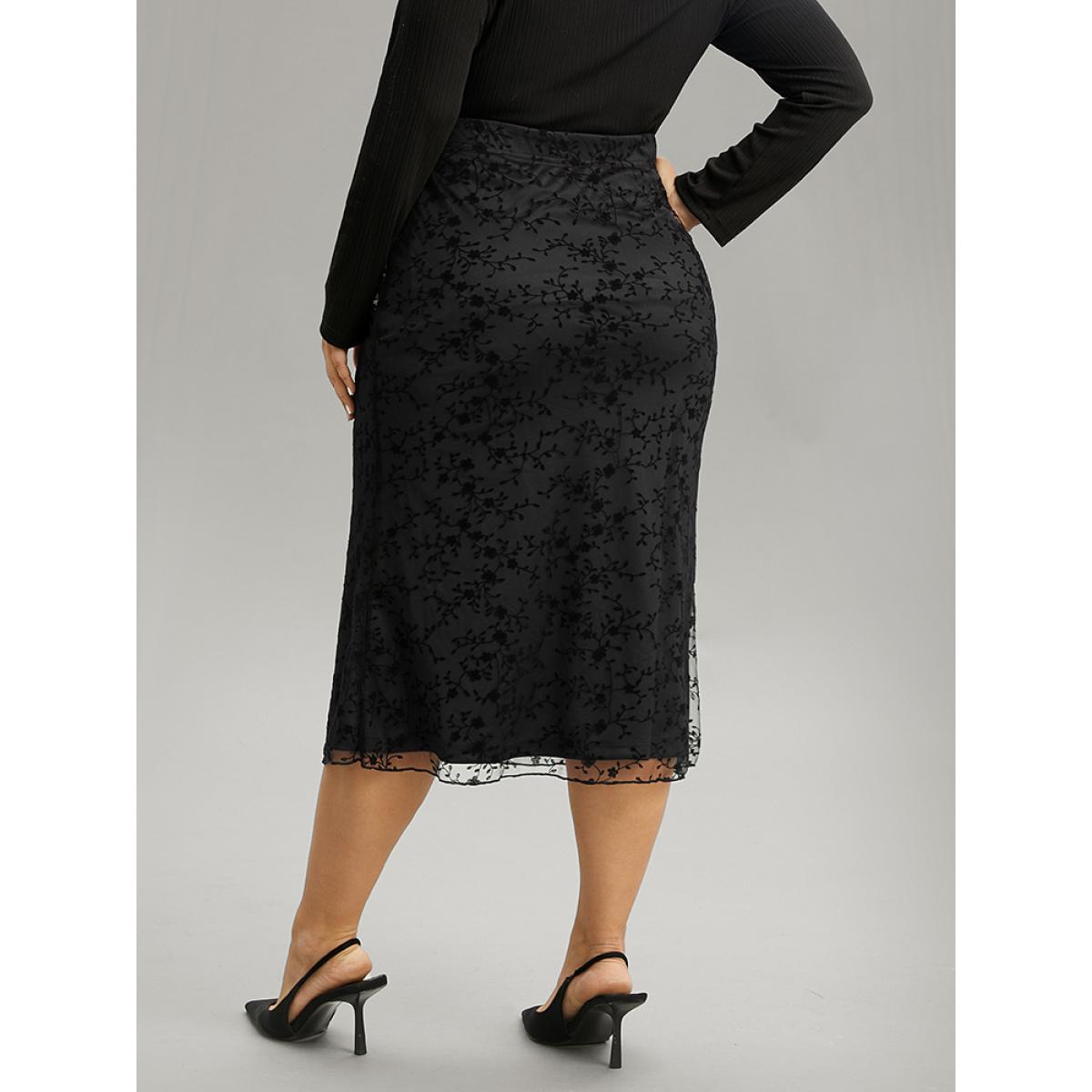 Plus Size Silhouette Floral Print Flocking Elastic Waist Skirt Women Black Elegant Velvet Bodycon Low stretch Dailywear Skirts BloomChic 30/6X Product Image