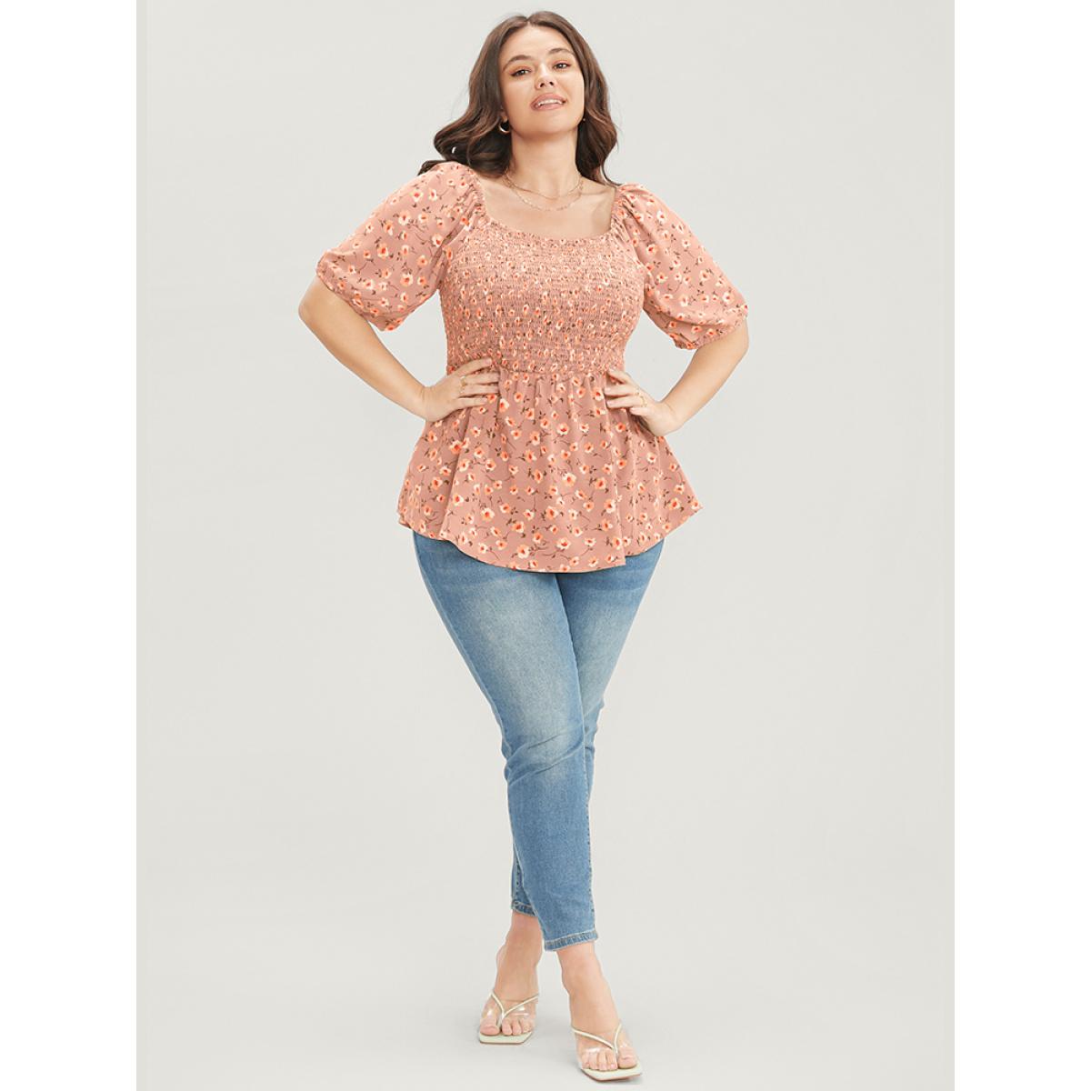 Plus Size DustyPink Ditsy Floral Square Neck Lantern Sleeve Shirred Blouse Women Elegant Short sleeve Square Neck Dailywear Blouses BloomChic 18-20/2X Product Image