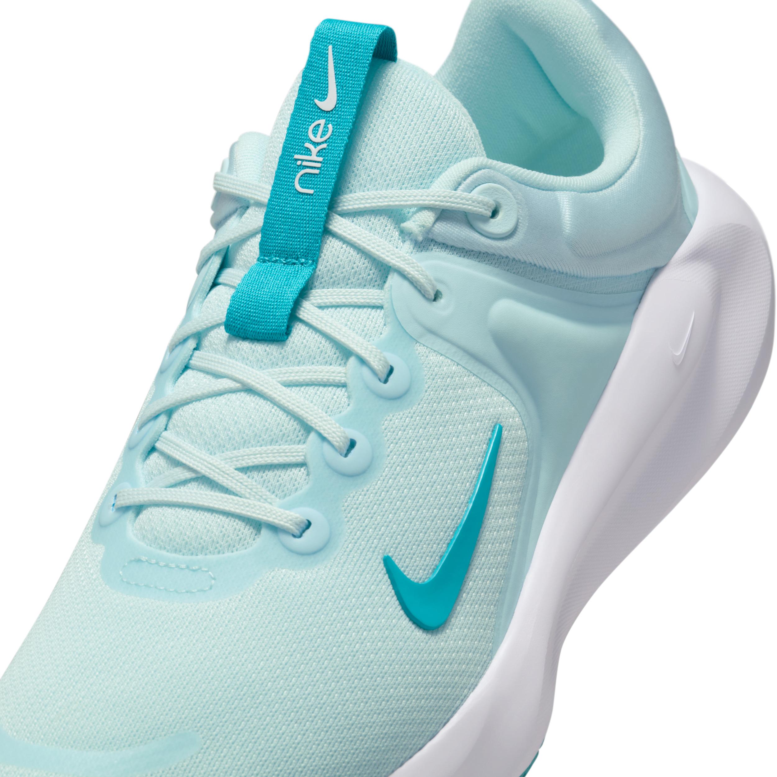 Nike Women's In-Season TR 14 Workout Shoes Product Image